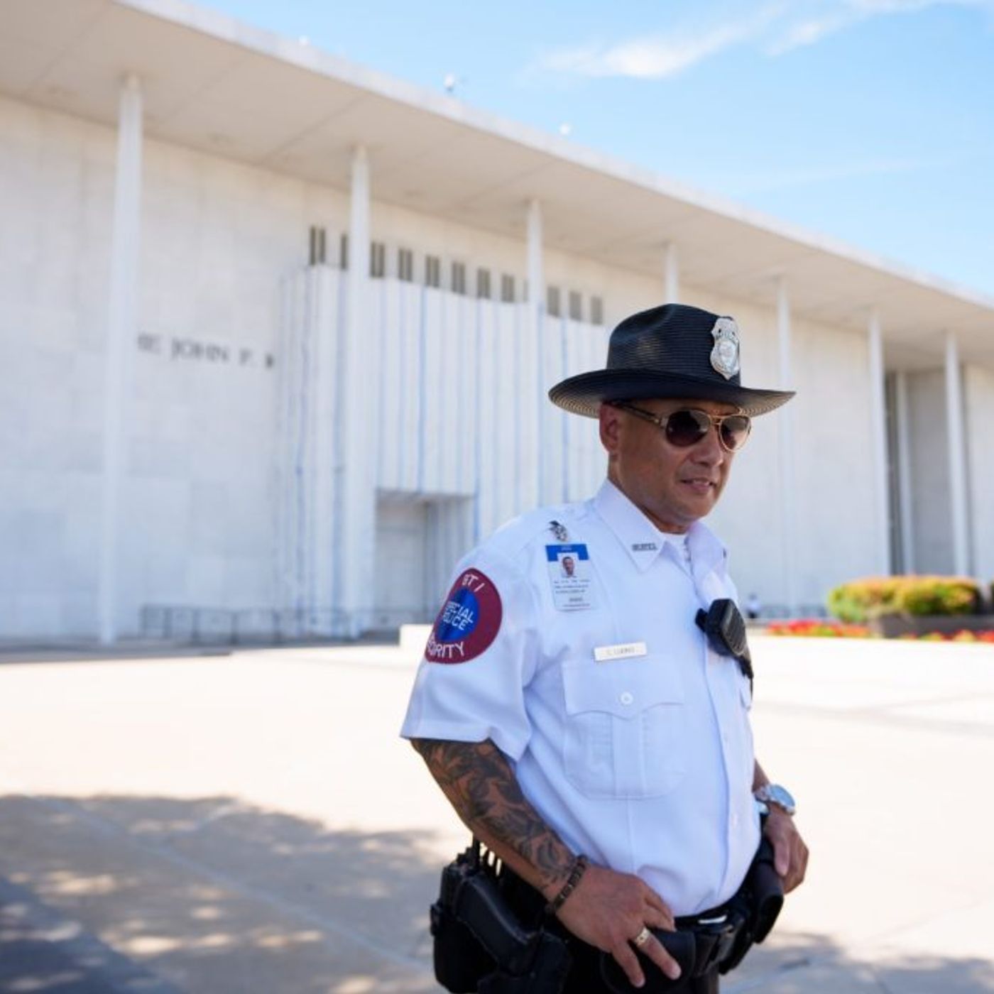 Kennedy Center to Close For ‘Emergency’ Renovations After Judge Rejects Latest Attempt to Add Trump Name to Venue episode artwork