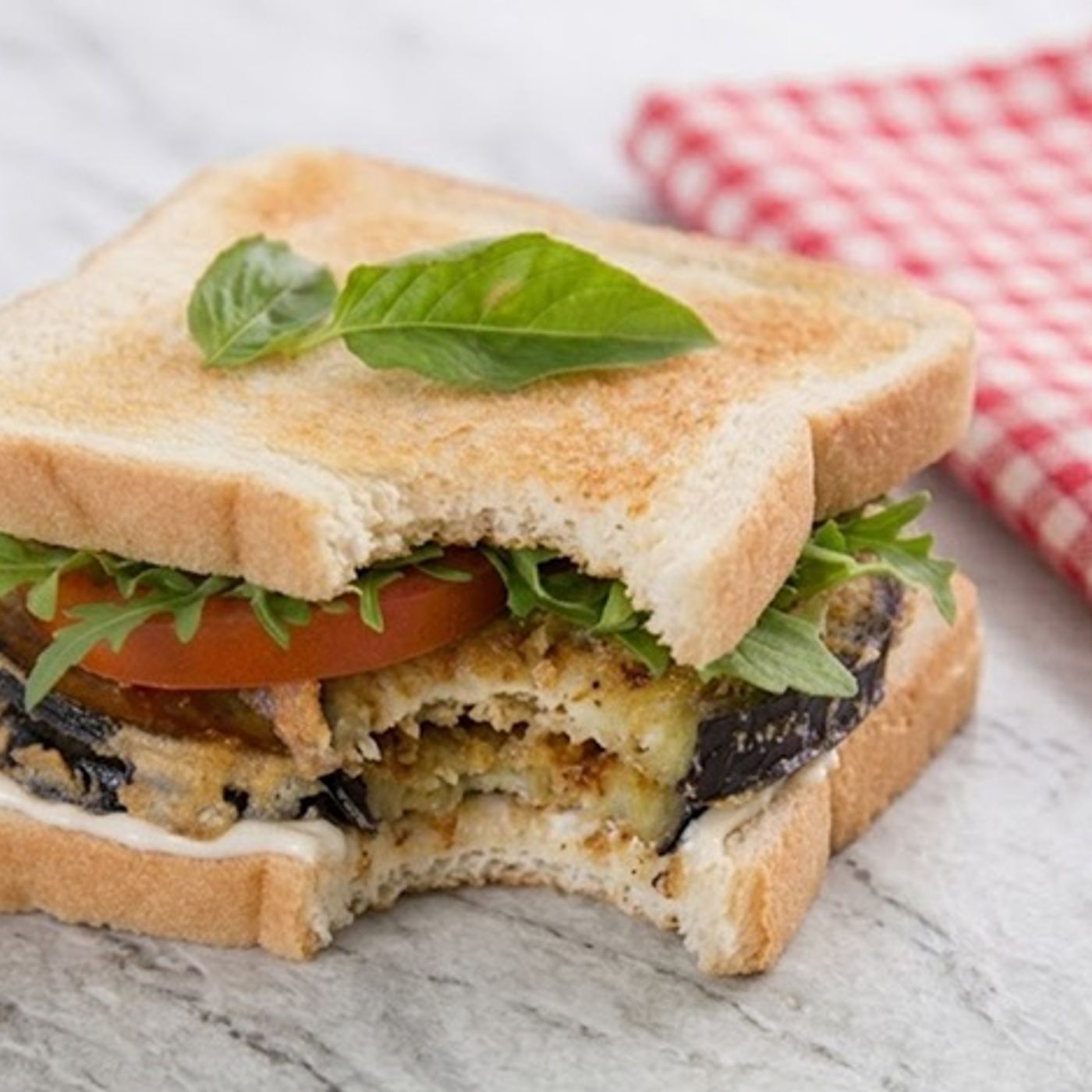 Sandwich con Melanzane e Pomodoro ricetta facile episode artwork