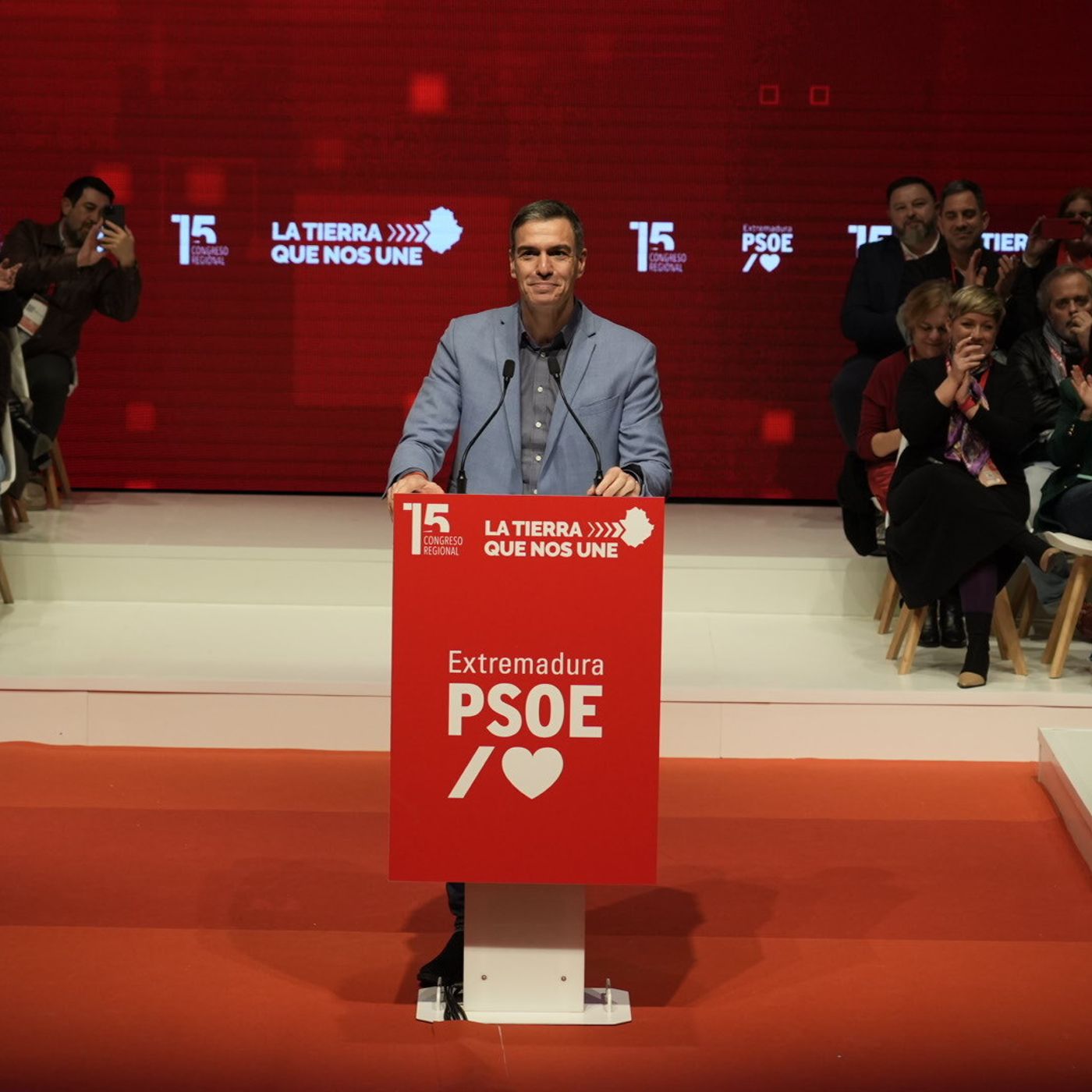 Las Noticias de La Mañana: Sánchez radicaliza aún más su discurso