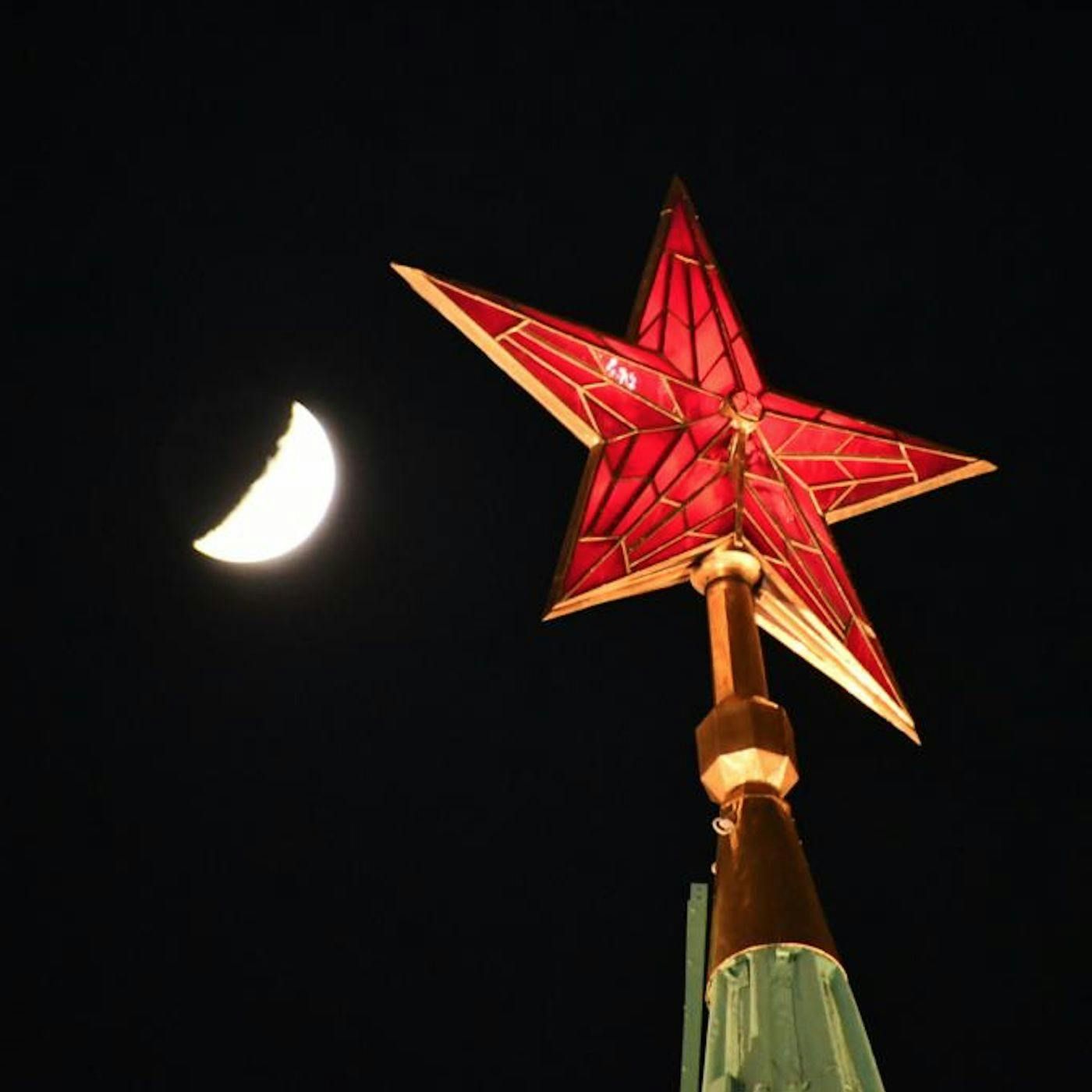 La notte della Russia: Putin vara la stretta sulla libertà (di Mattia Bagnoli) episode artwork