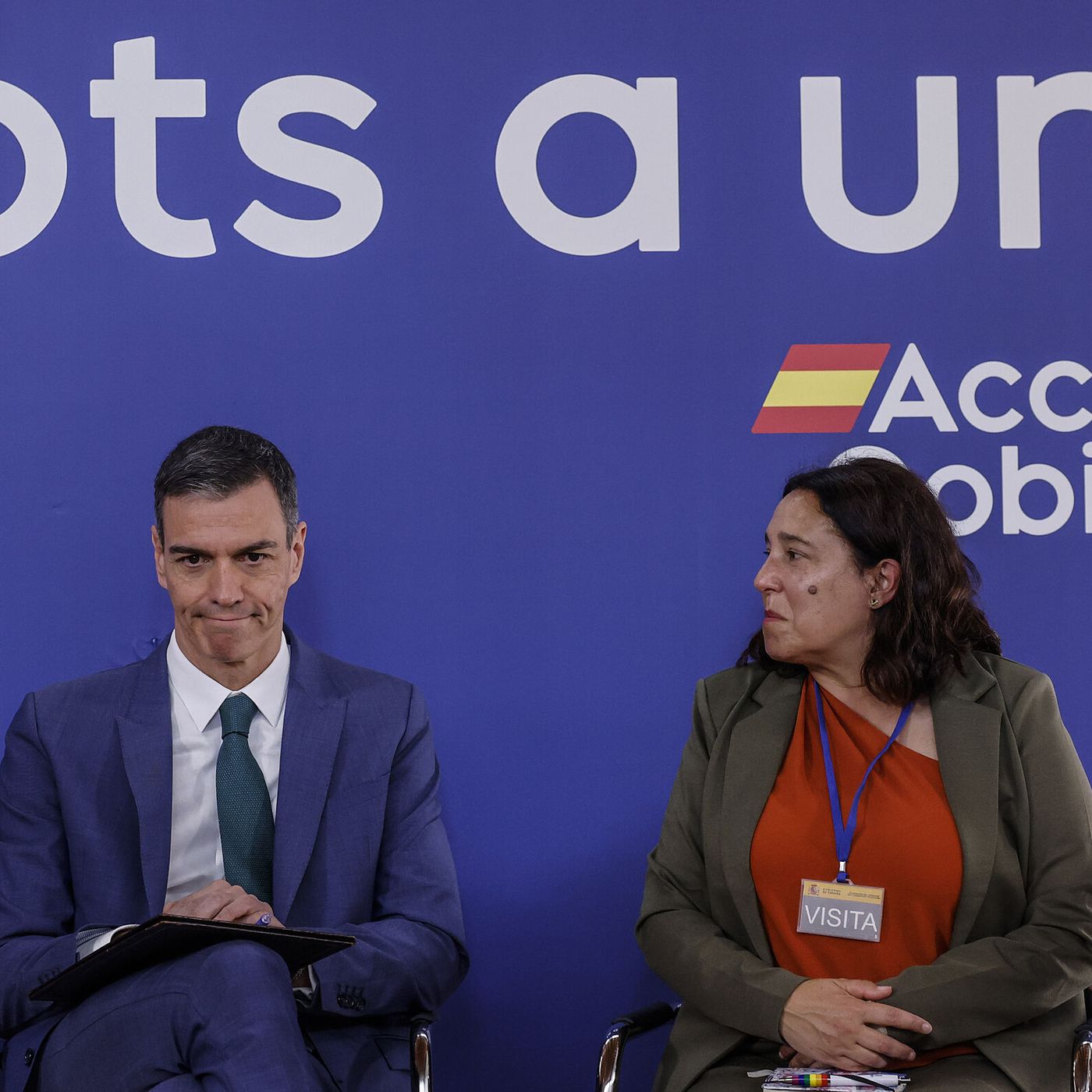 Las Noticias de La Mañana: Sánchez recibe a las víctimas de la Dana siete meses después