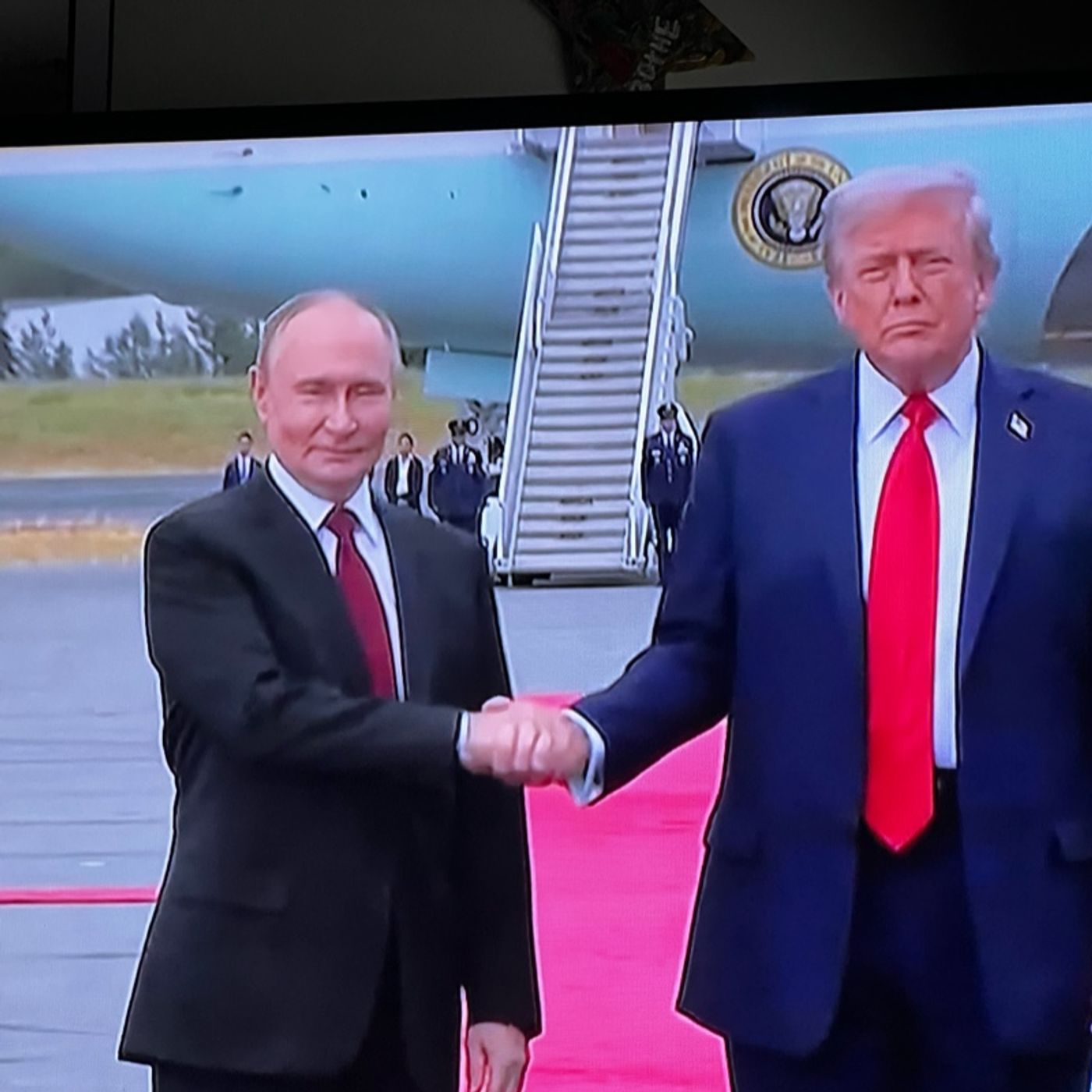 Breaking News: PURSUING PEACE (Putin/Trump Peace & Safety Talks!)