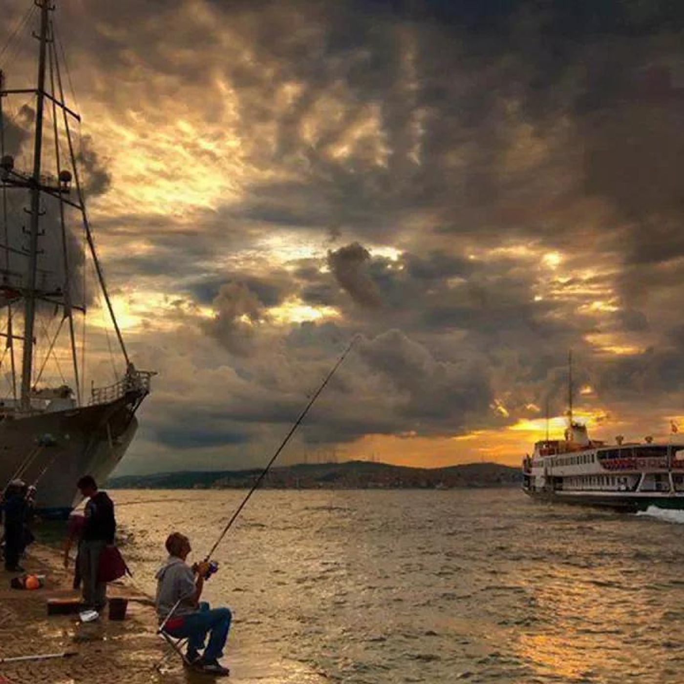 Radyo Tiyatrosu Dinle