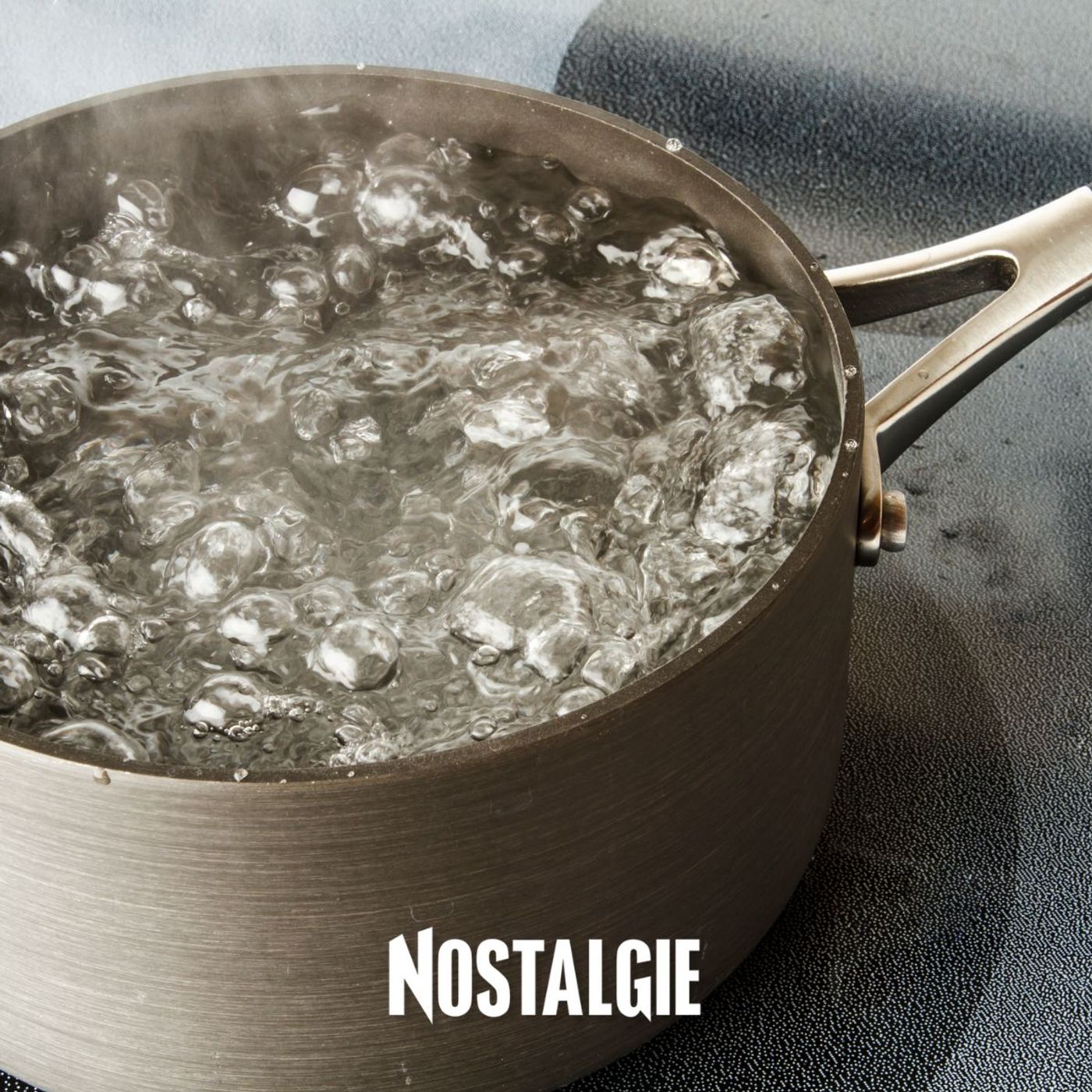 Bouillir de l'eau pour éliminer les micro-plastiques : une solution miracle ? episode artwork