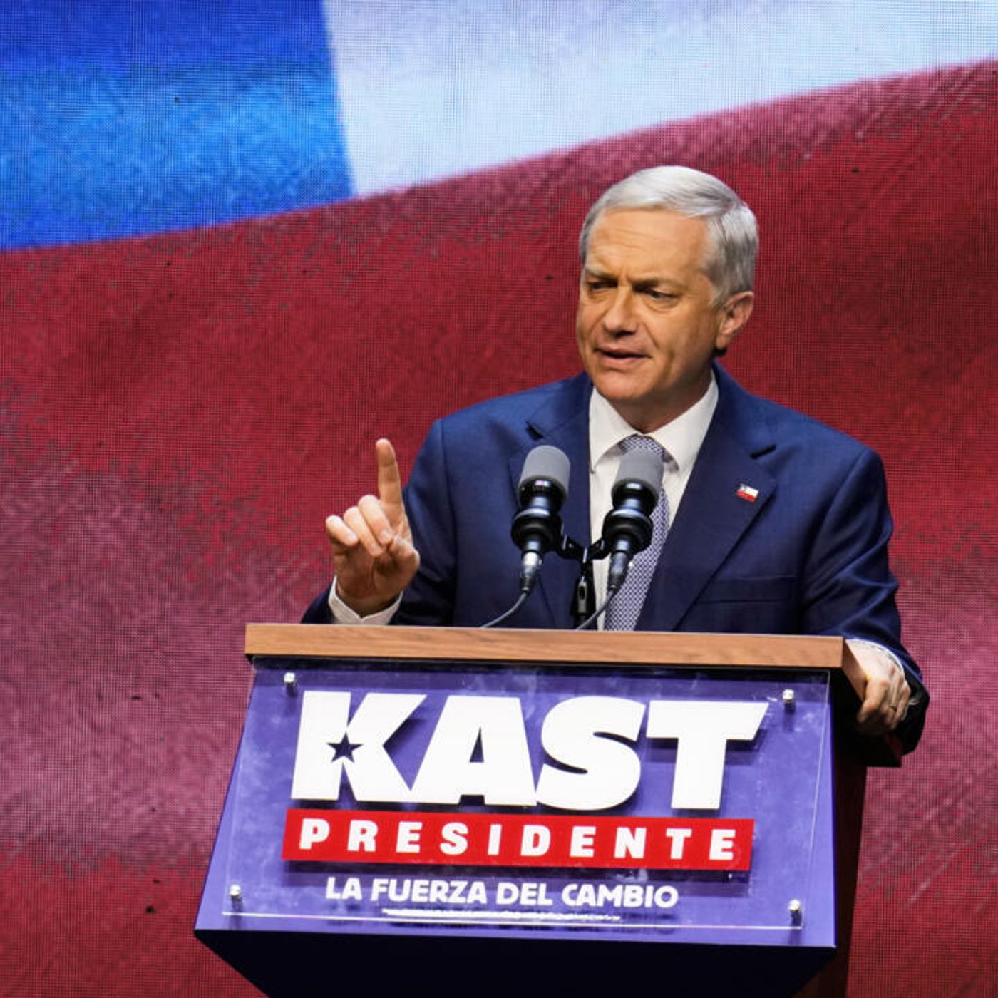 Las noticias de Herrero: Chile gira a la derecha dura con José Antonio Kast