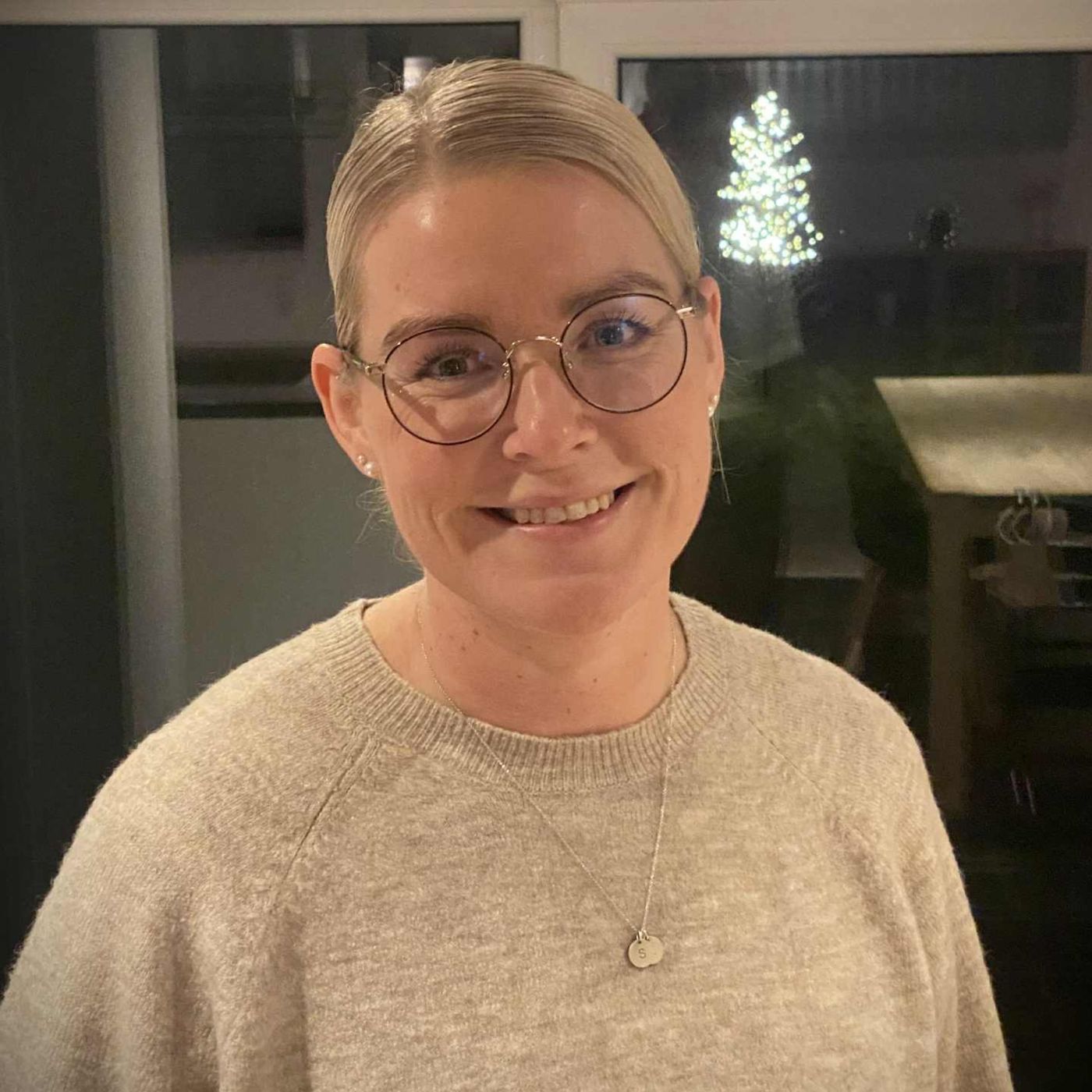 Karina blev ramt af Sudden Deafness: "Jeg går helt ned med flaget - som i at jeg rammer bunden!"