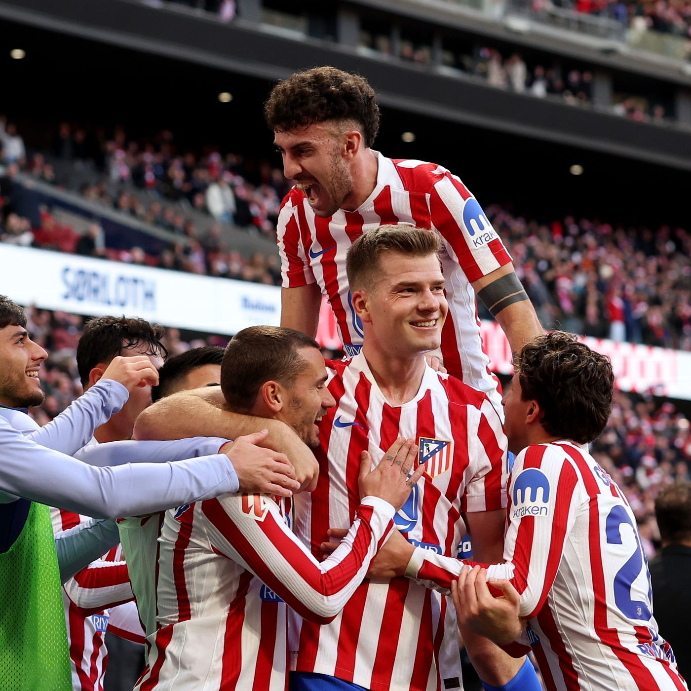 Los goles de Carrusel | Los goles del Atlético de Madrid 2-1 Valencia CF | Koke y Griezmann sacan los tres puntos