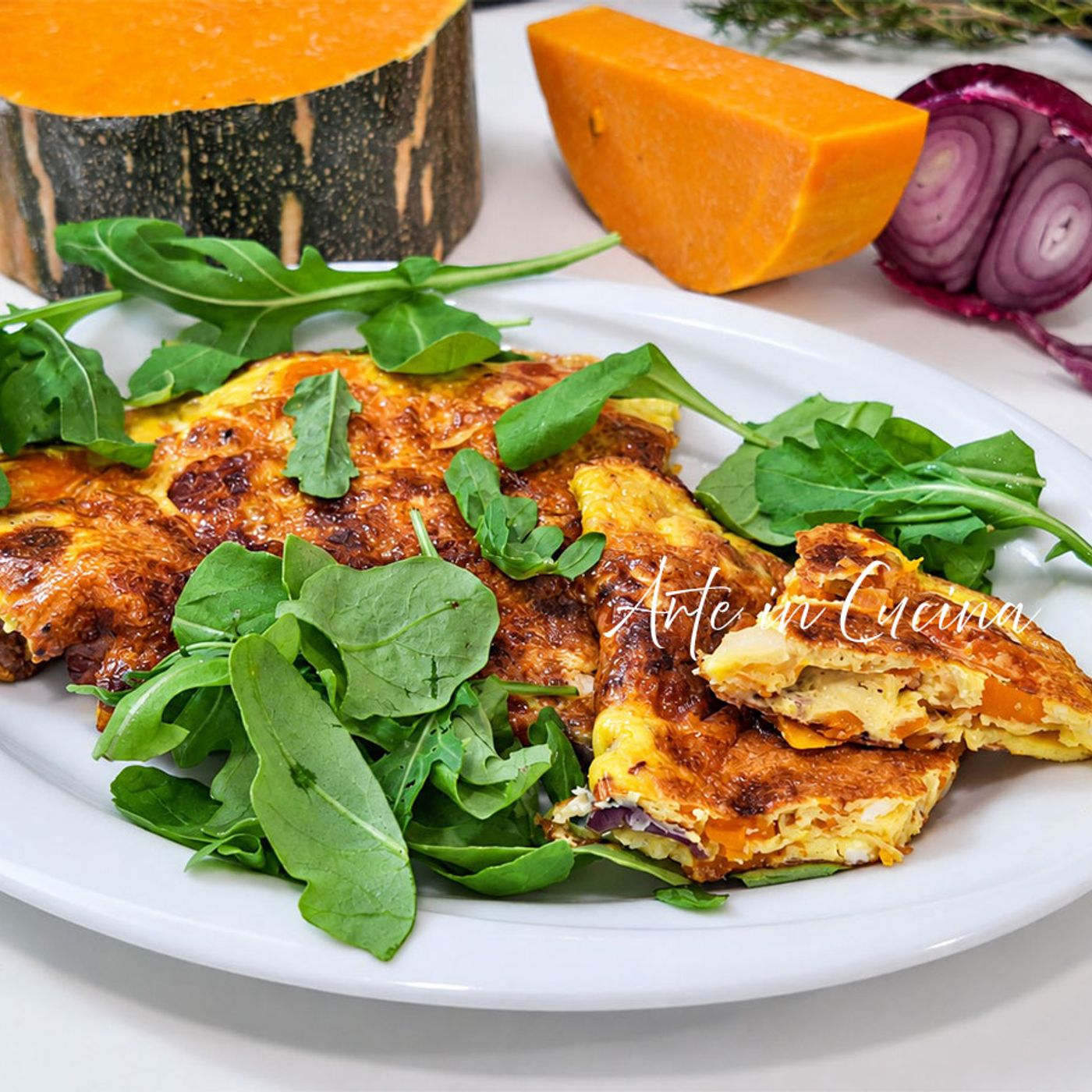 Frittata di zucca filante in padella: ricetta salva cena