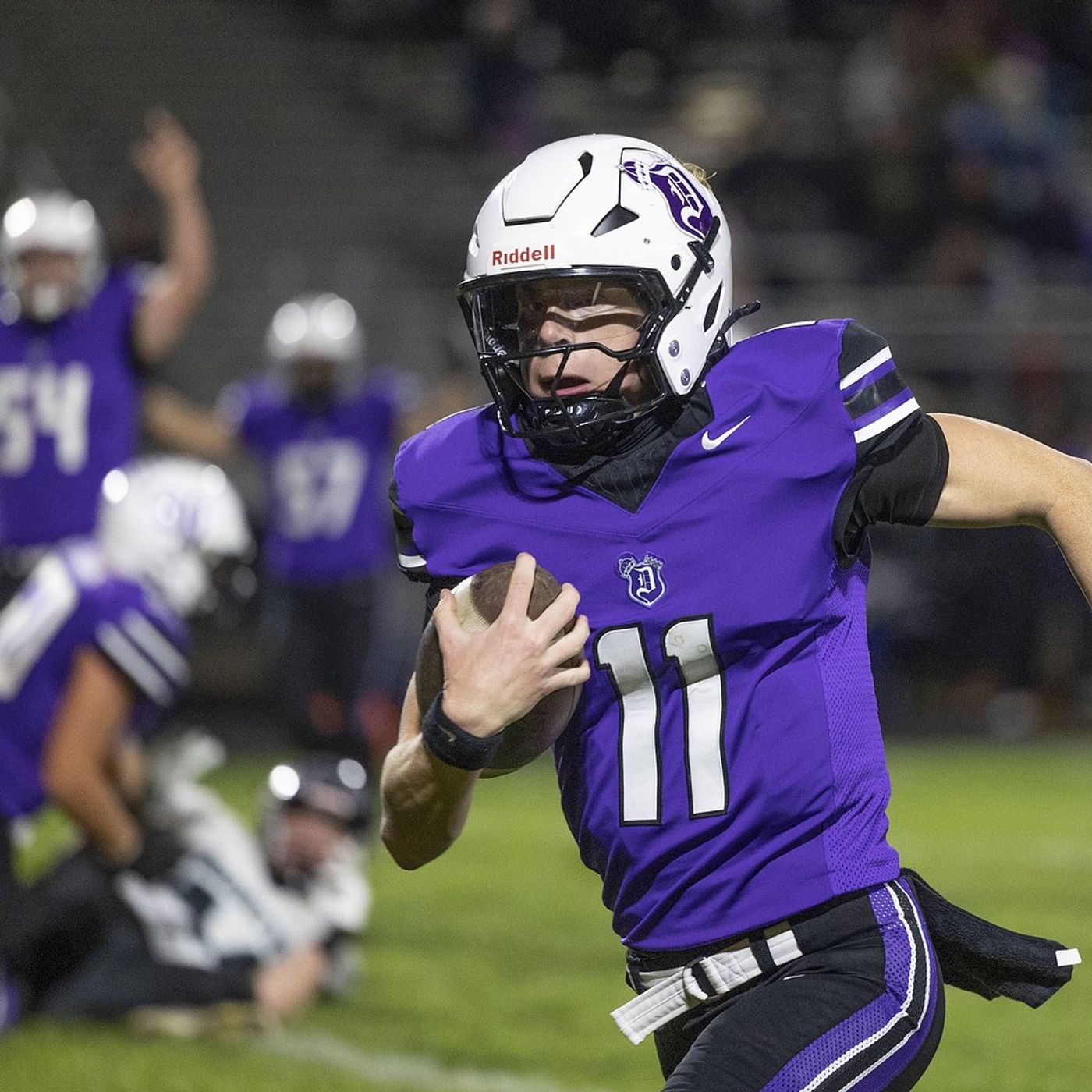 Dixon’s Jagger Kemp brings swagger, leadership at QB episode artwork