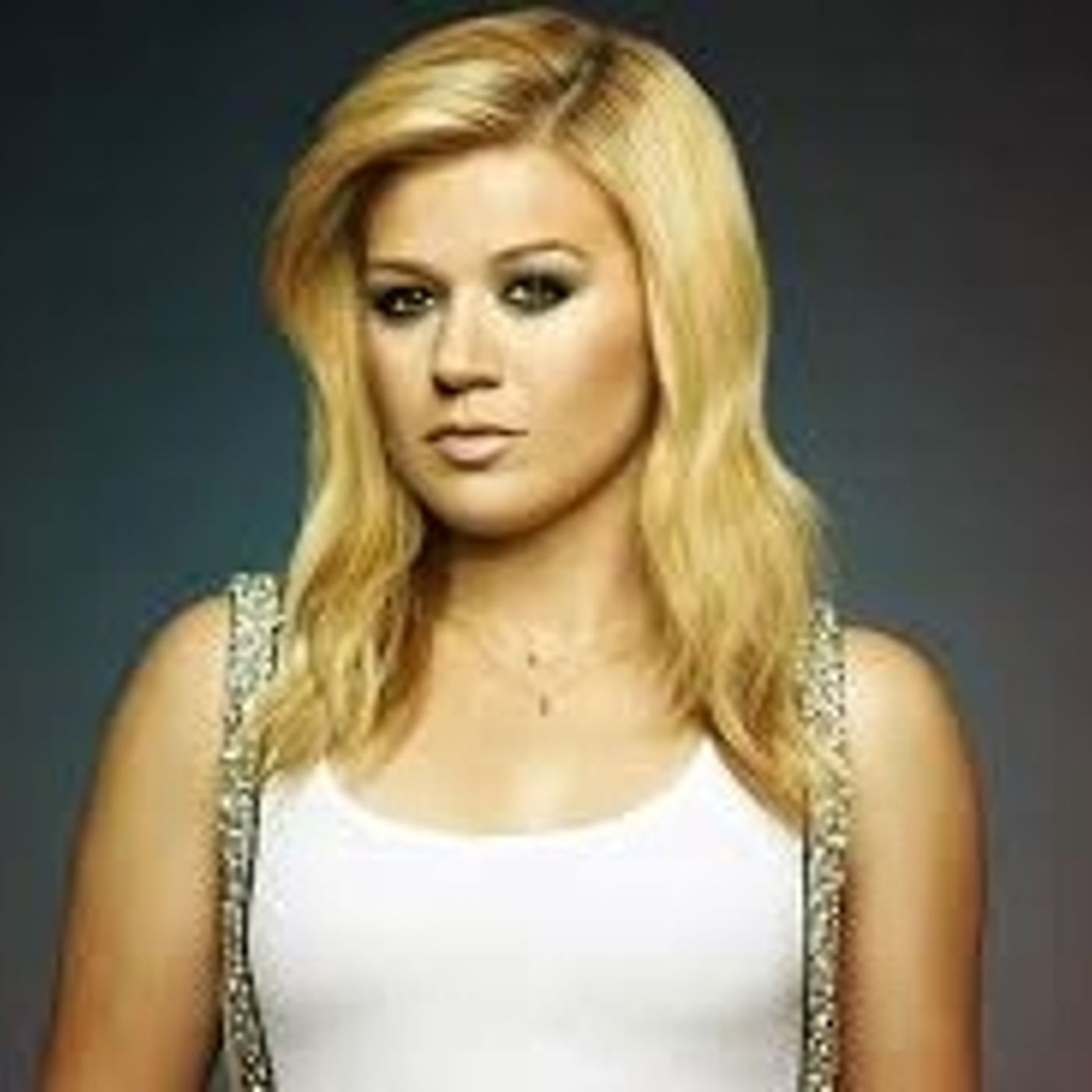 Kelly Clarkson Calls Maxwell!! episode artwork