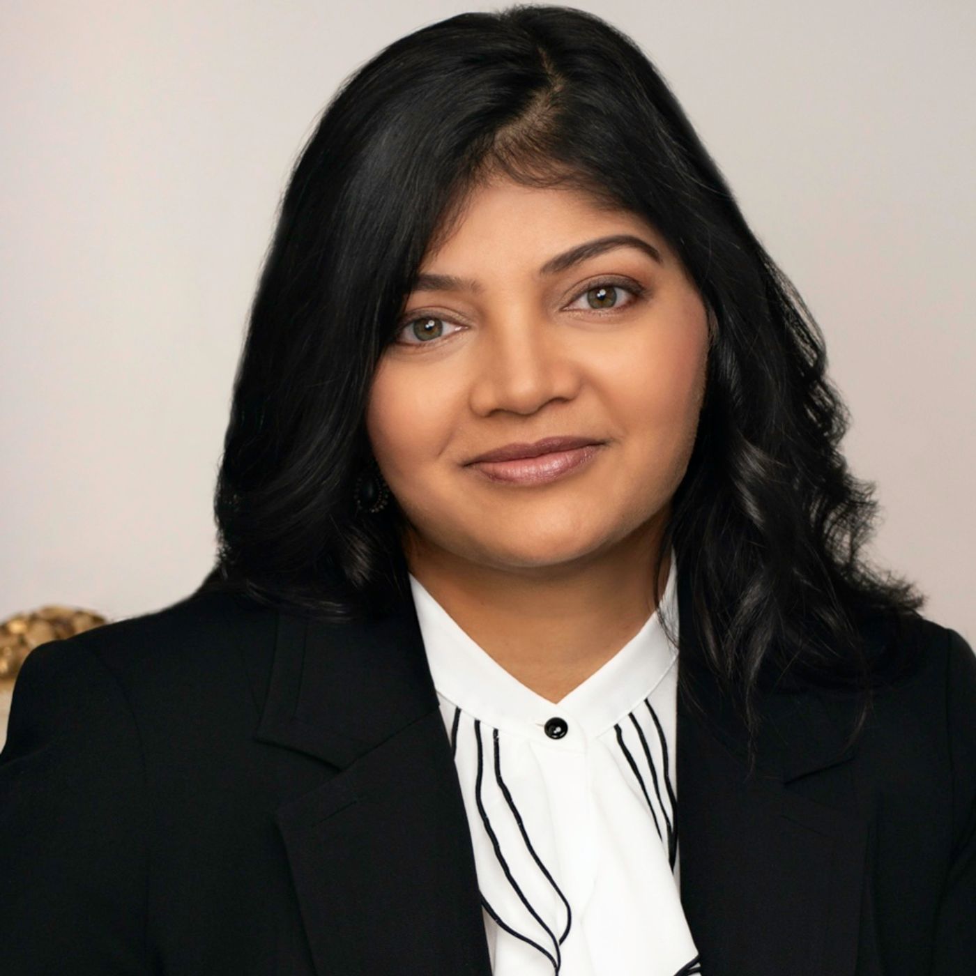 Dr. Mansi Oza – Holistic Approach to Your Smile Makeover episode artwork