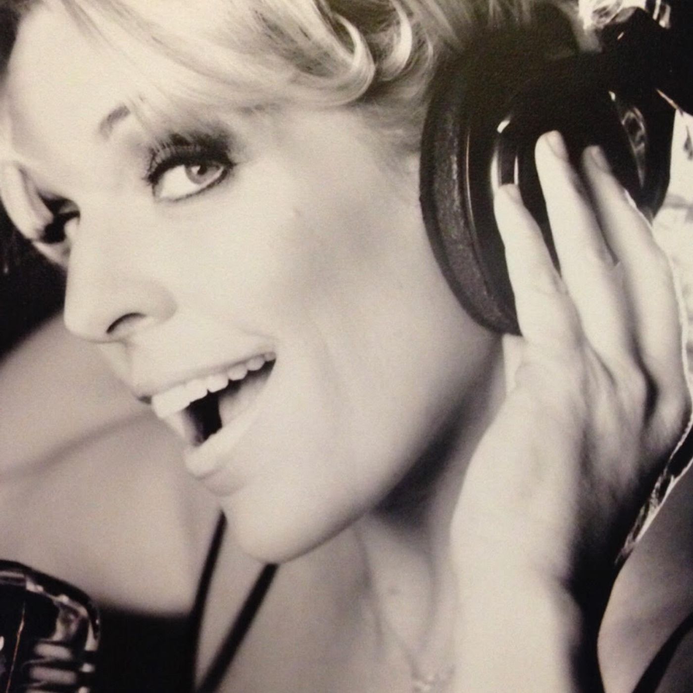 Laura Cain After Dark