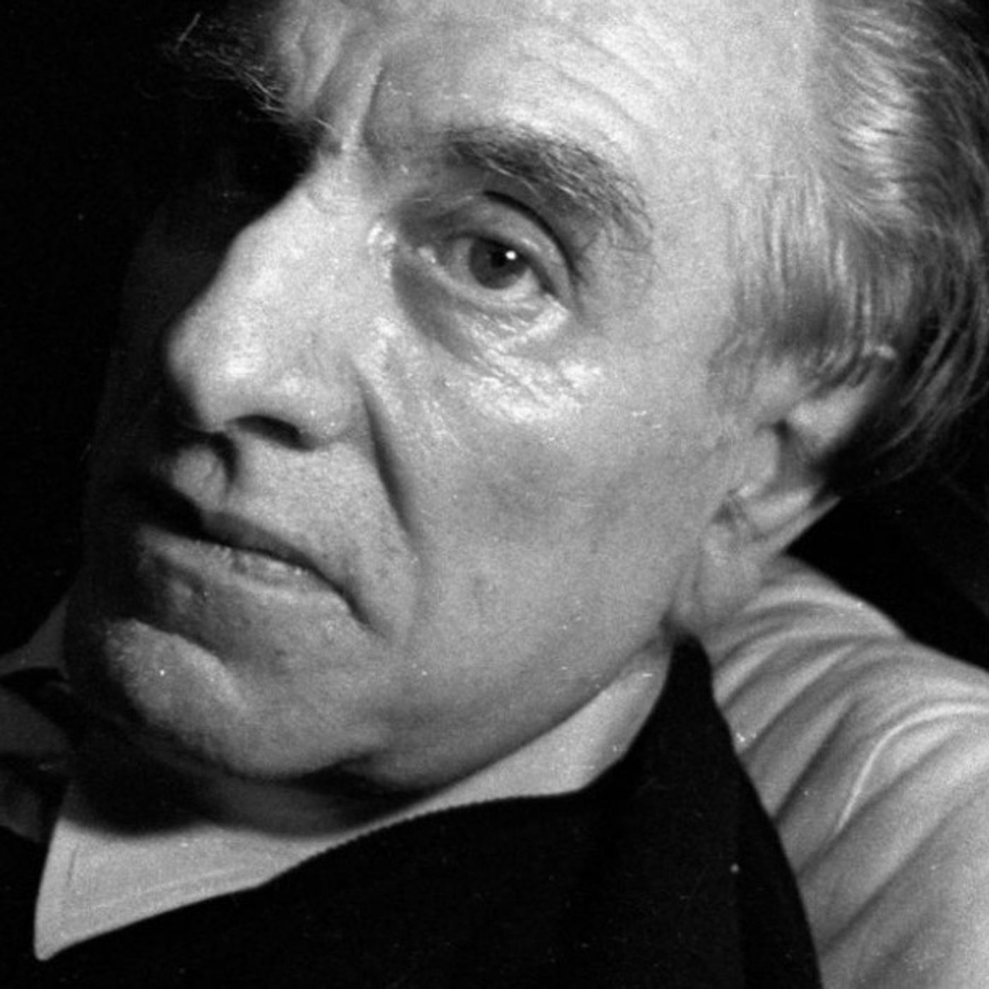 Julius Evola parla di fascismo, nazismo e razzismo (1971)