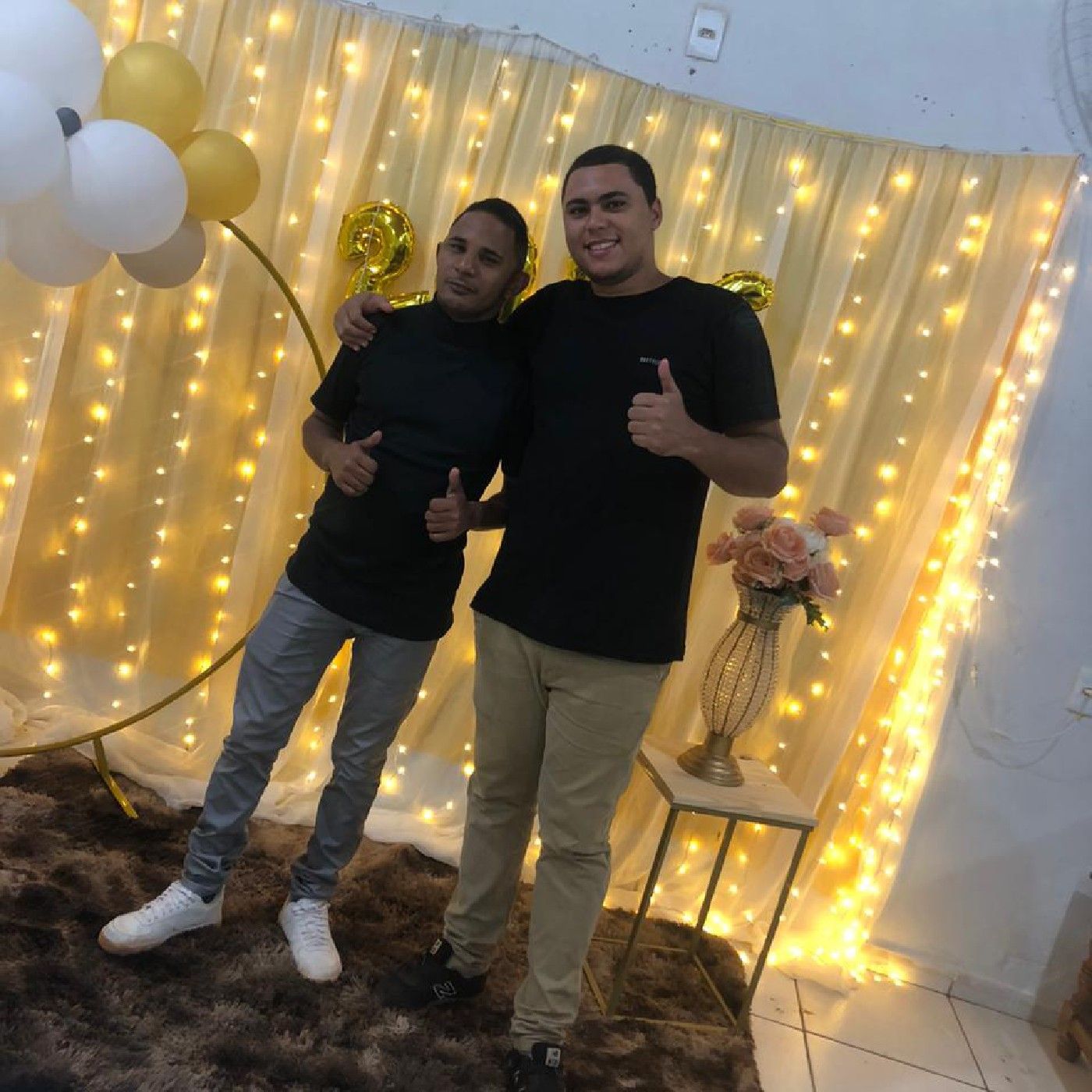 Compositor Lucas e Kelvin cover art