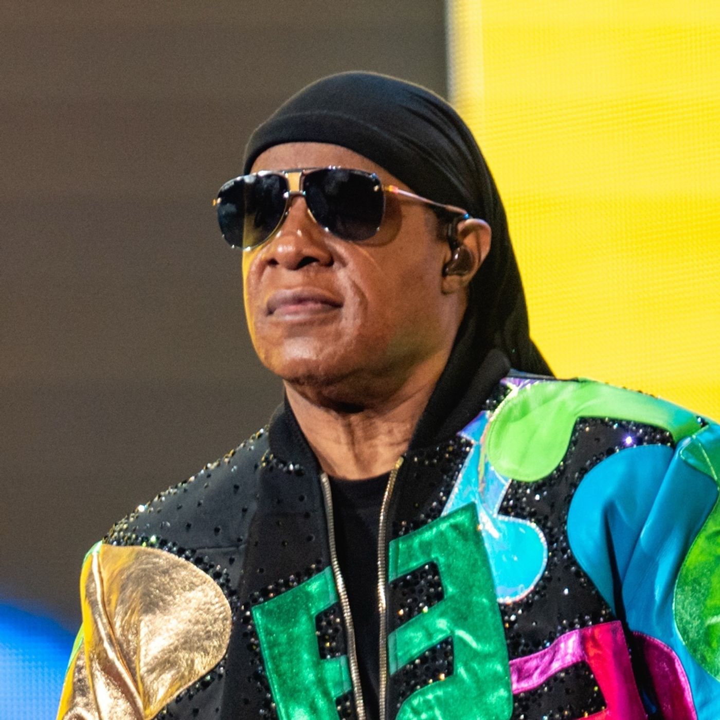 Stevie Wonders-Misstra Know It All 7:18:25 7.50 PM