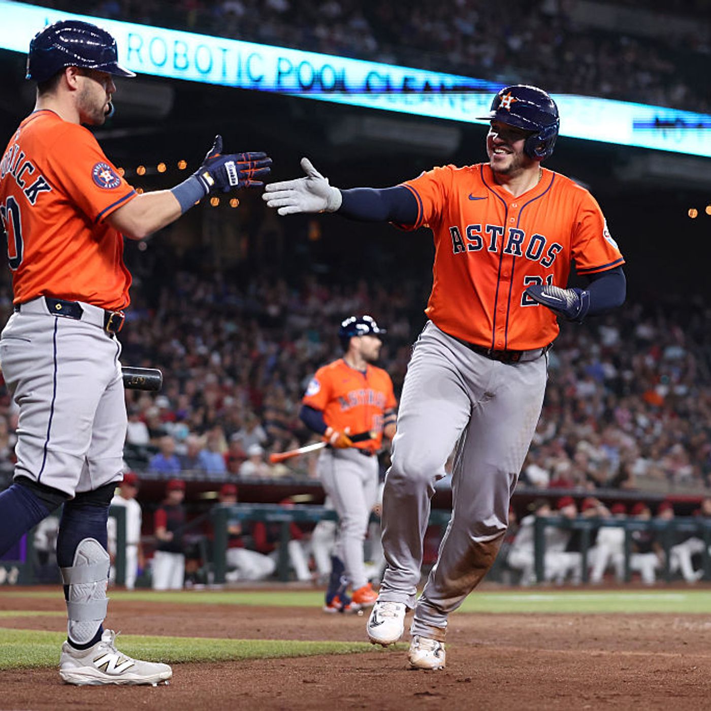 Astros Bring The Brooms! Astros Sweep The Diamondbacks, Now Sitting Tied #1 In The American League.