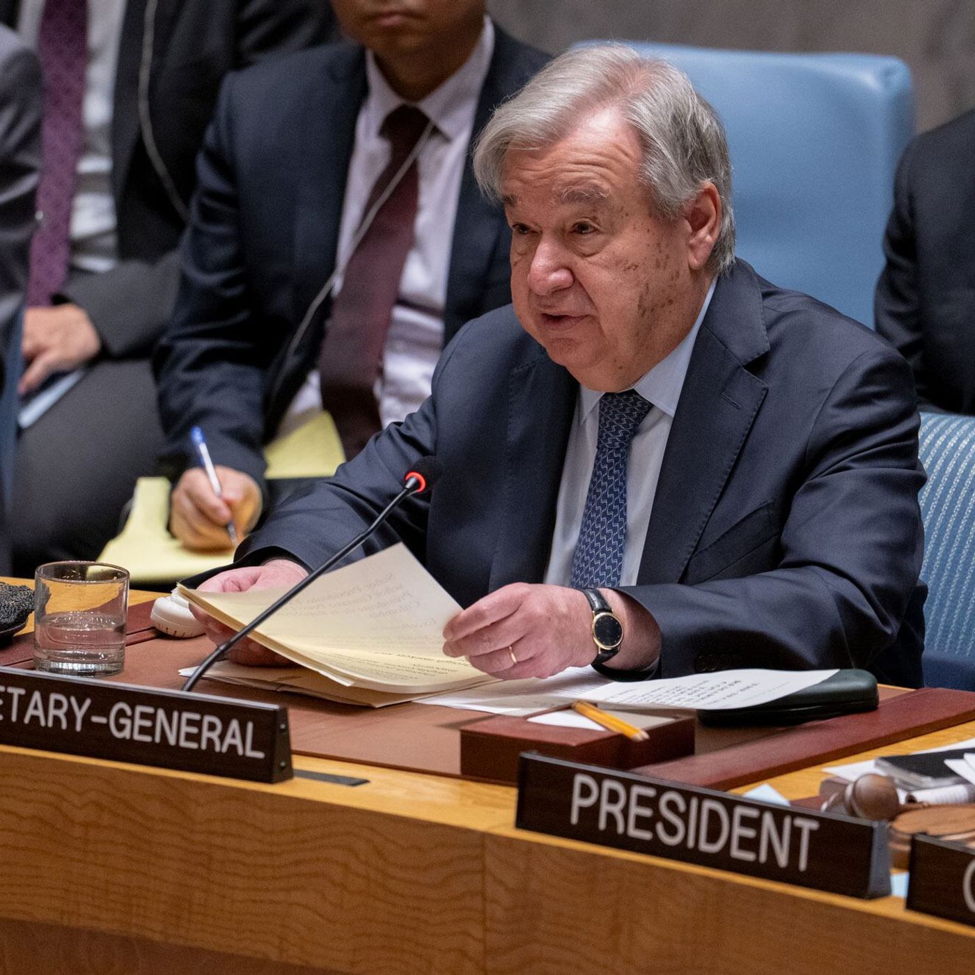Oriente Médio enfrenta um risco iminente de colapso, alerta Guterres episode artwork