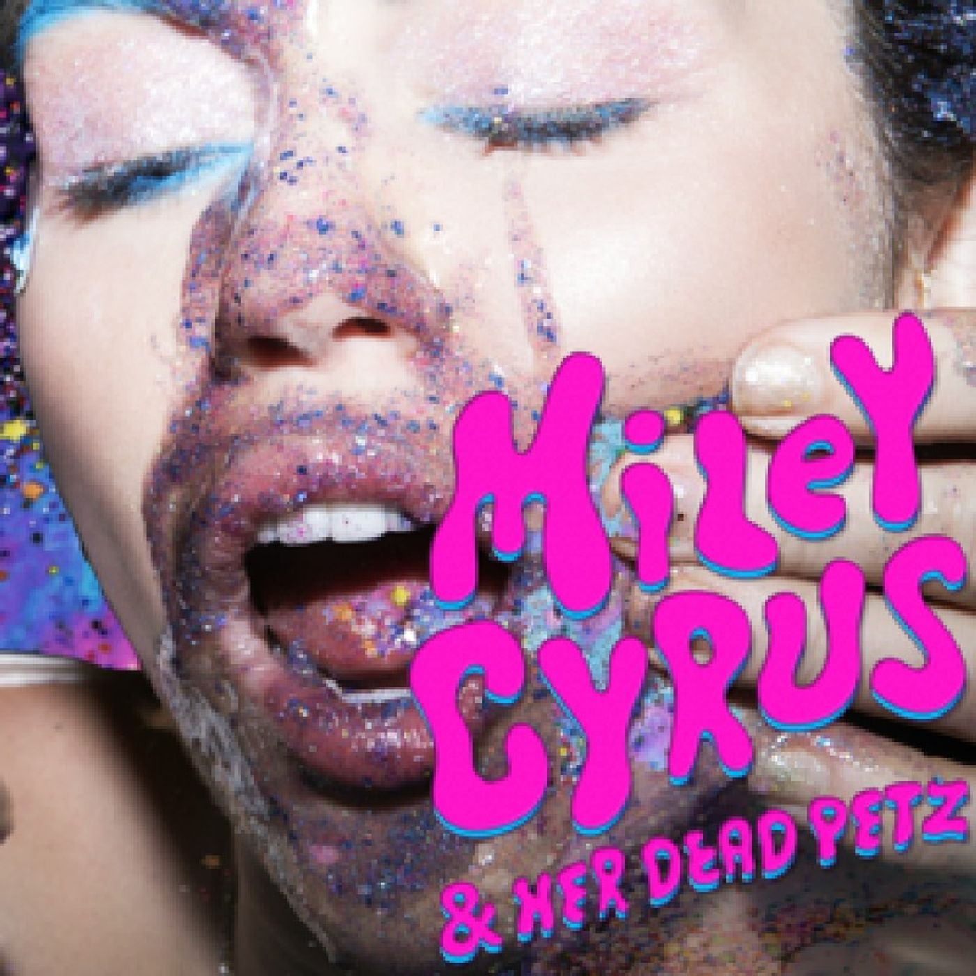 Miley Cryus - Cryus Skies