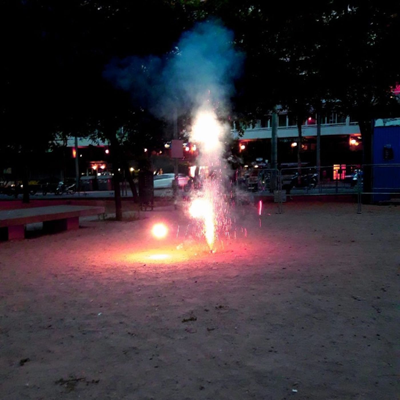 "EL NIÑO DE LA LUZ". episode artwork