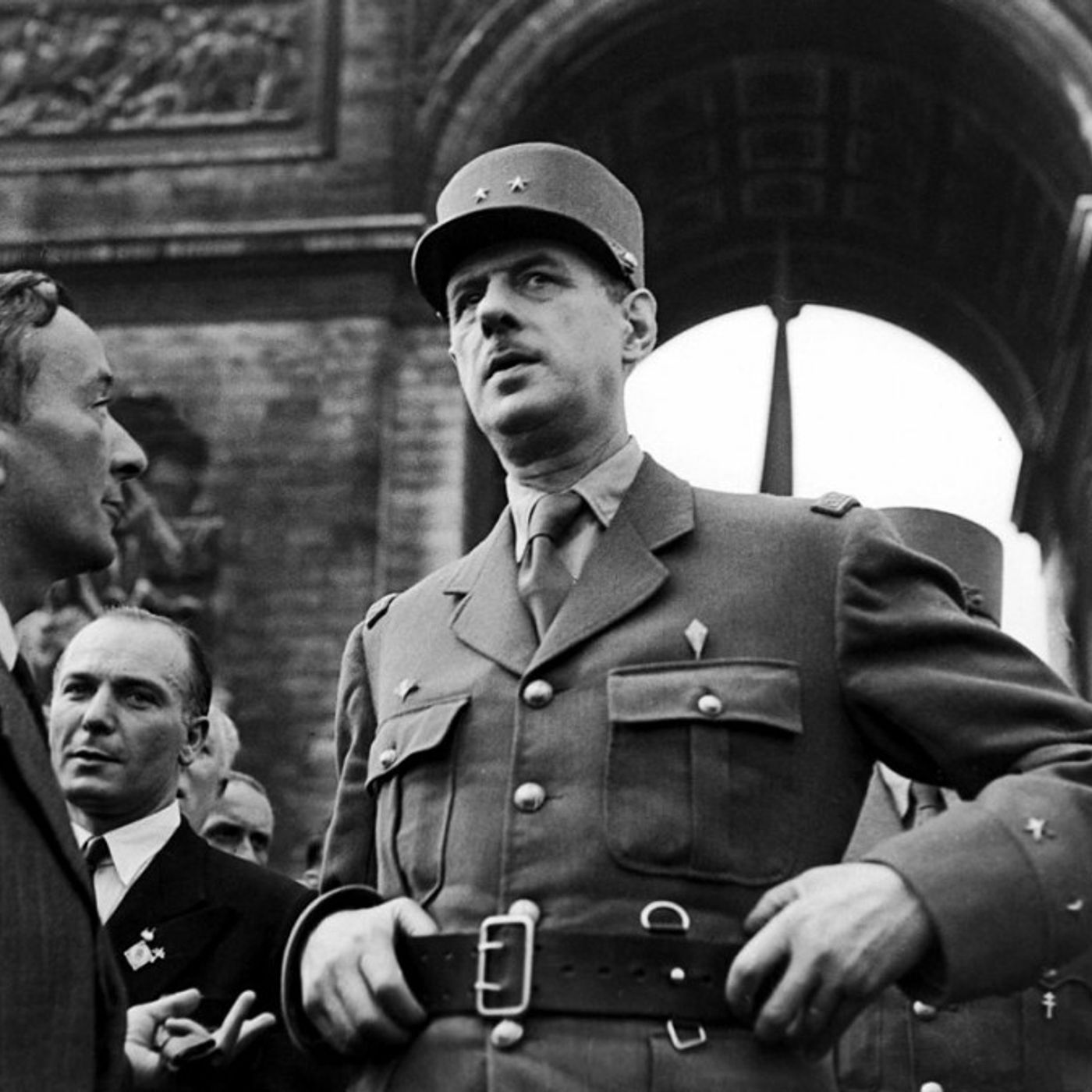 Charles de Gaulle: biografia e pensiero politico de “Le Général” episode artwork