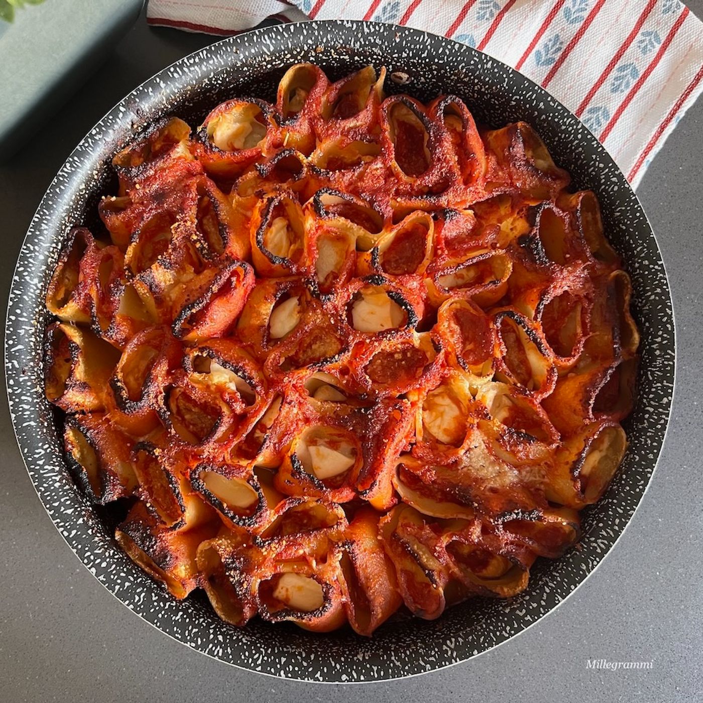 Paccheri al forno ripieni episode artwork
