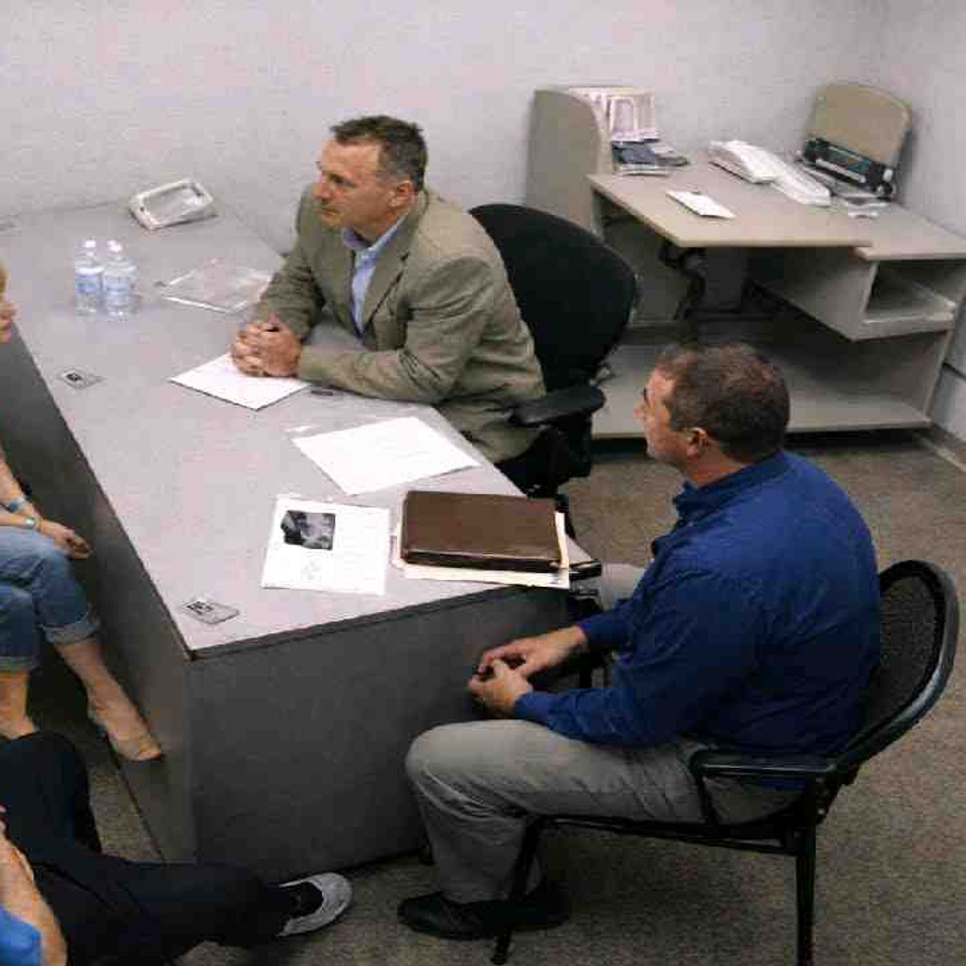 How Police Interrogate A Female Narcissist episode artwork