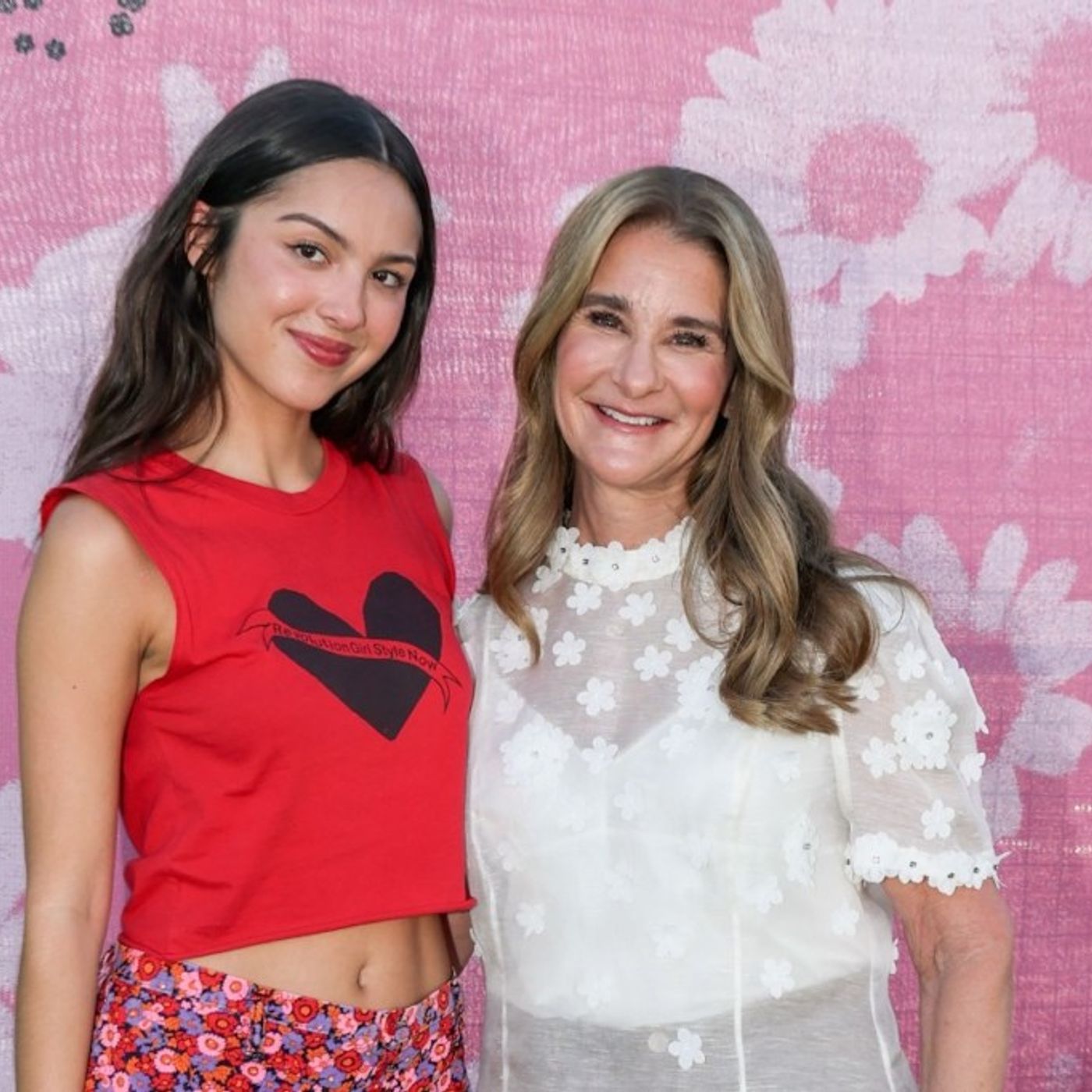 Olivia Rodrigo’s Daisy Chain Fields Donation Reaches $20 Million After Melinda French Gates Match episode artwork