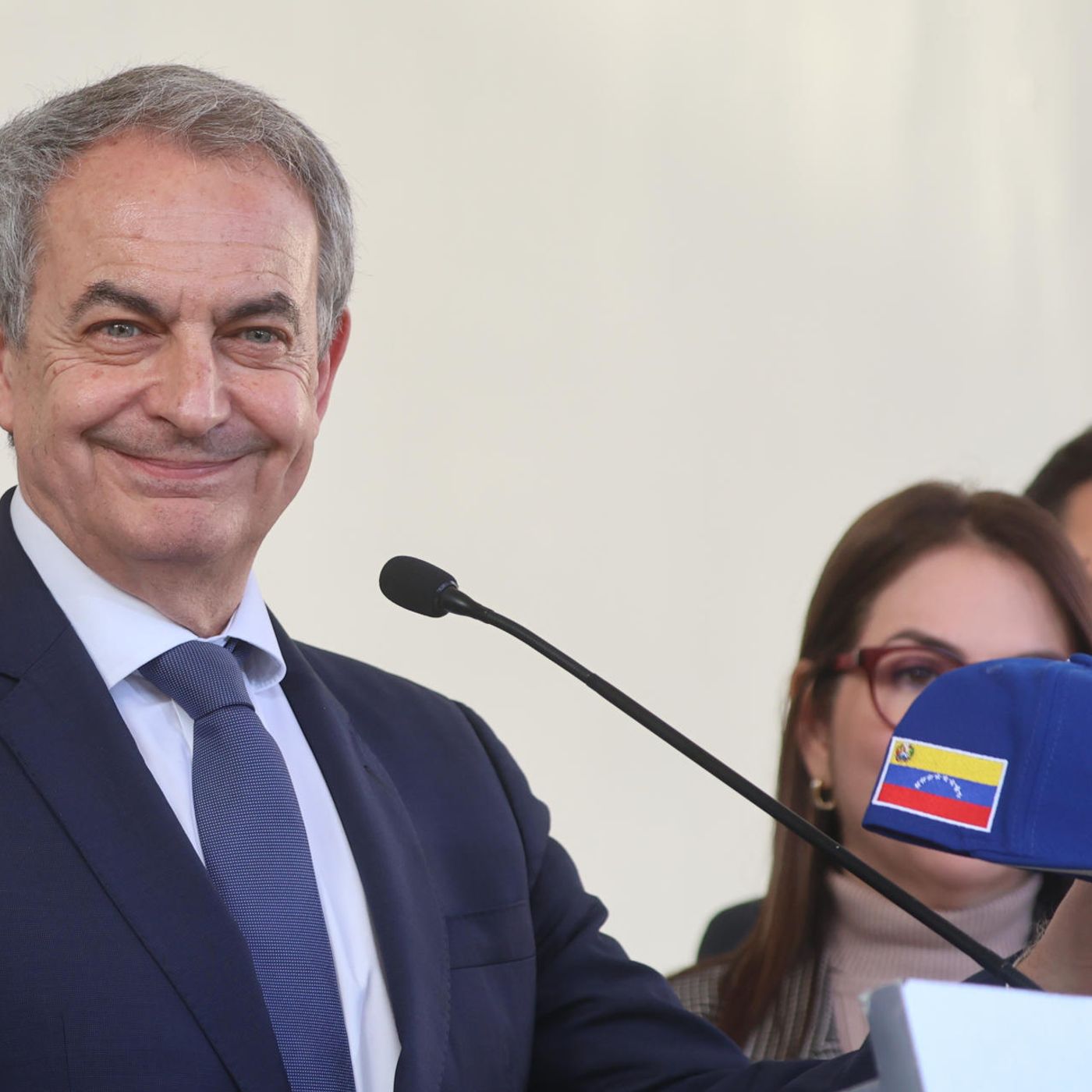 Tertulia de Cuesta: La declaración de las Pano en el Supremo, y Zapatero, en el foco de la Policía