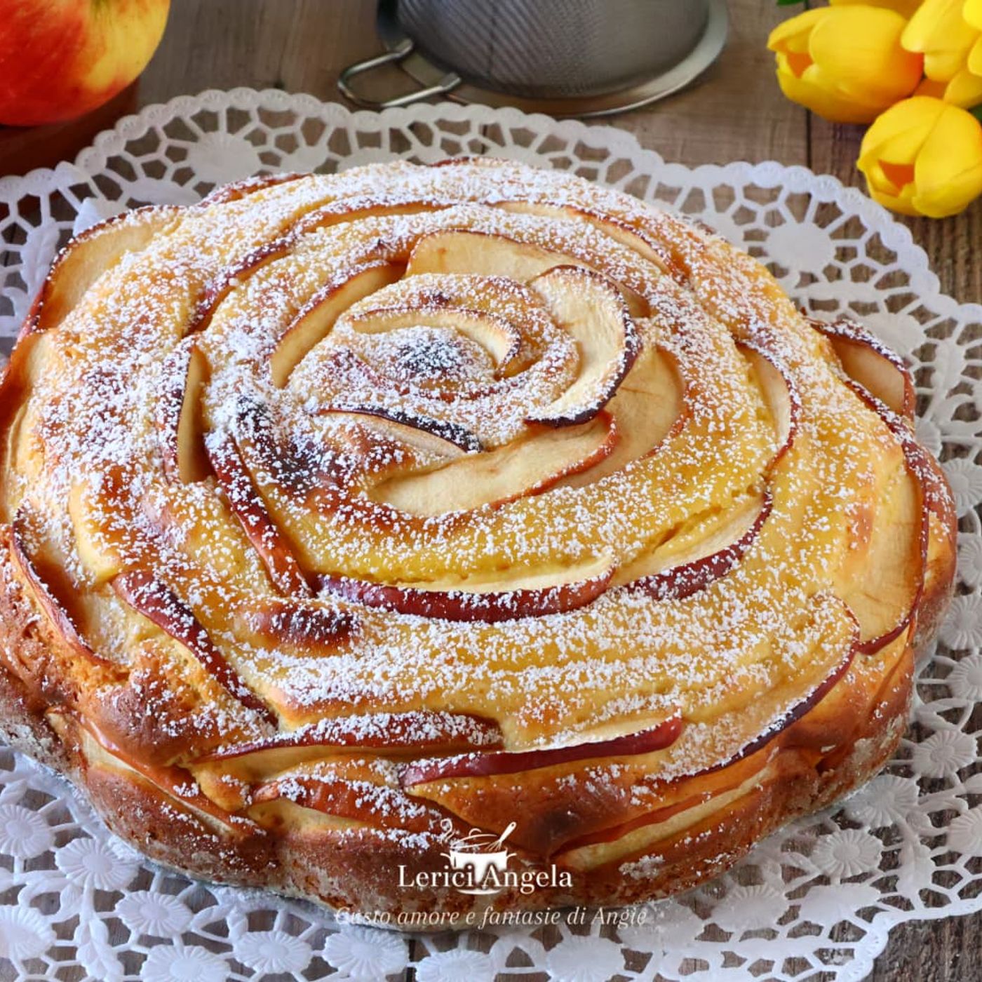 La torta di mele e crema il dolce più soffice che ci sia