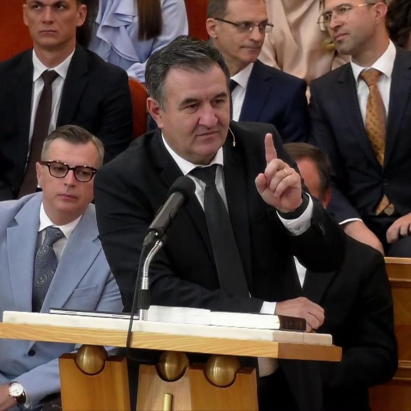 Ce i-ar folosi unui om să câștige toată lumea, dacă și-ar pierde sufletul? - Ioan Szasz