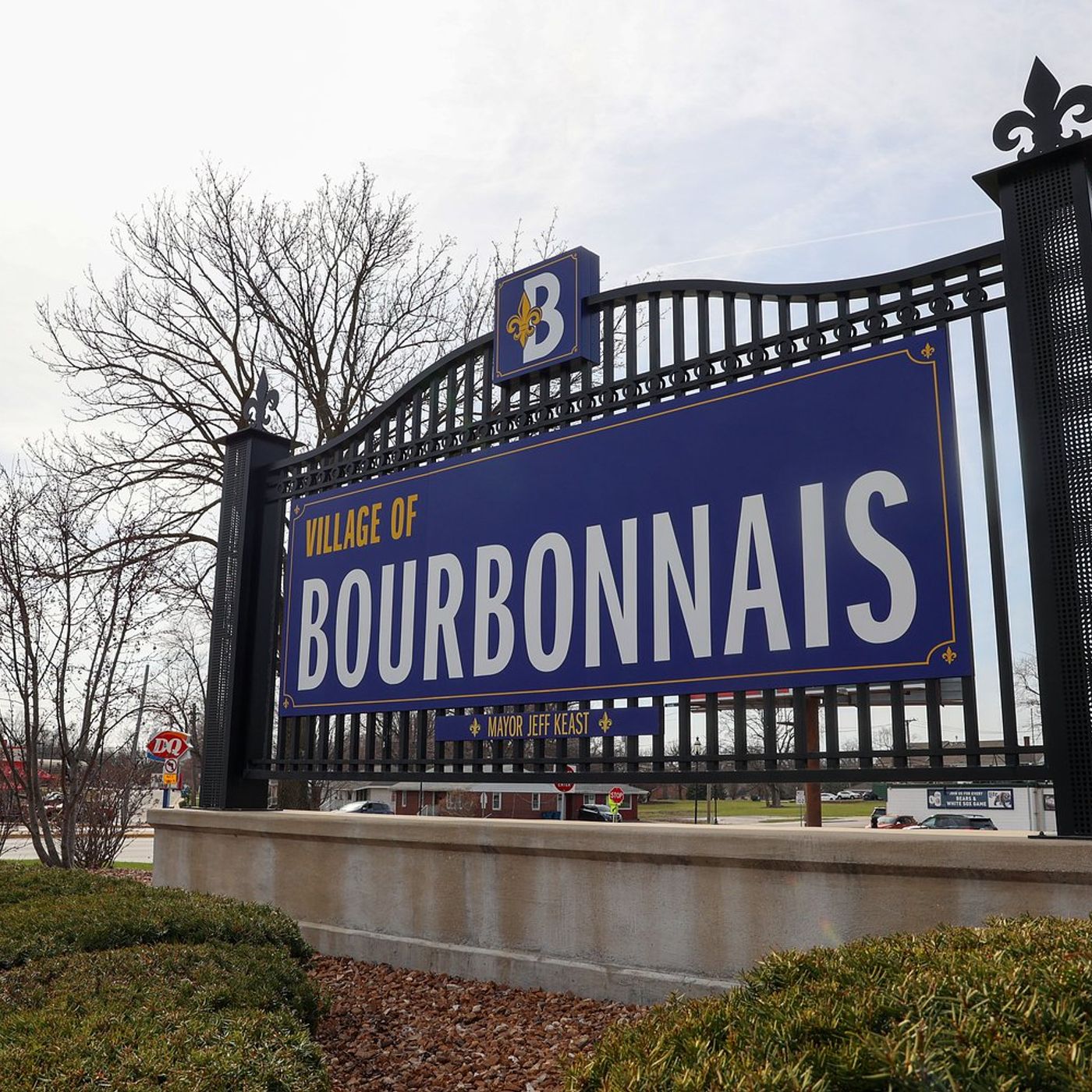 Talk of data center brings crowd to Bourbonnais trustee meeting episode artwork