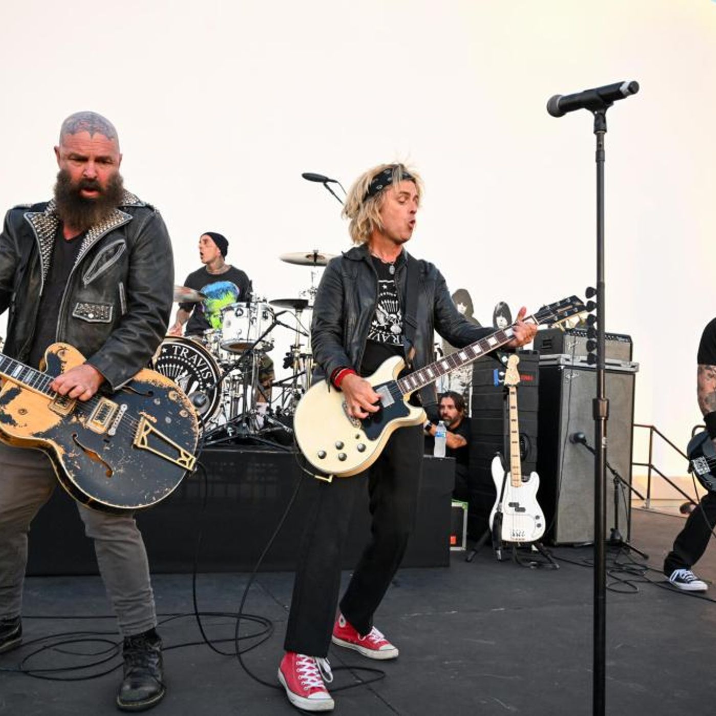 All-Star Cretin Family Featuring Green Day’s Billie Joe Armstrong, Rancid’s Tim Armstrong & Travis Barker Celebrate Ramones’ 50th Anniversar episode artwork