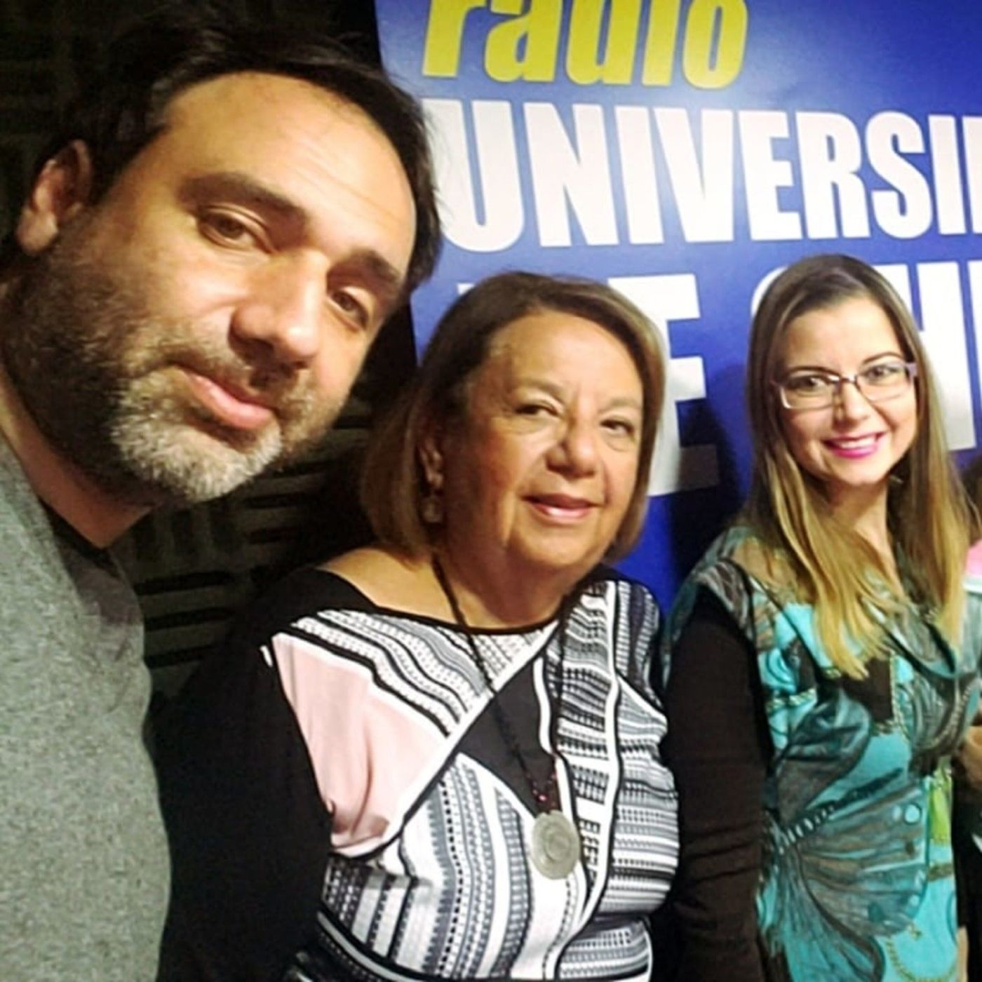 Junto a la profesora Carmen Norambuena analizamos la evolución de la ley de extranjería a lo largo de la historia episode artwork