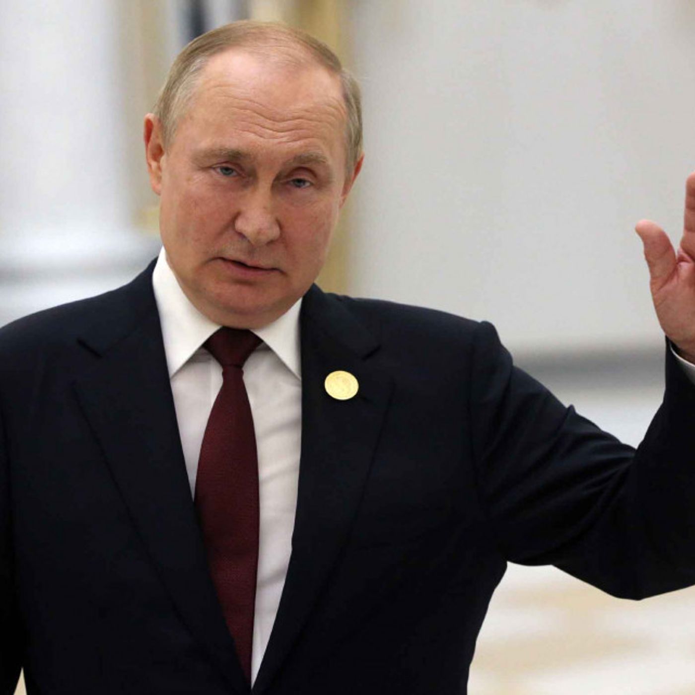 Vladimir Putin: vita e pensiero politico del premier russo dal 2000 episode artwork