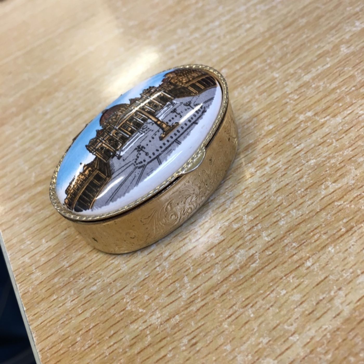 Small trinket box (HB) episode artwork