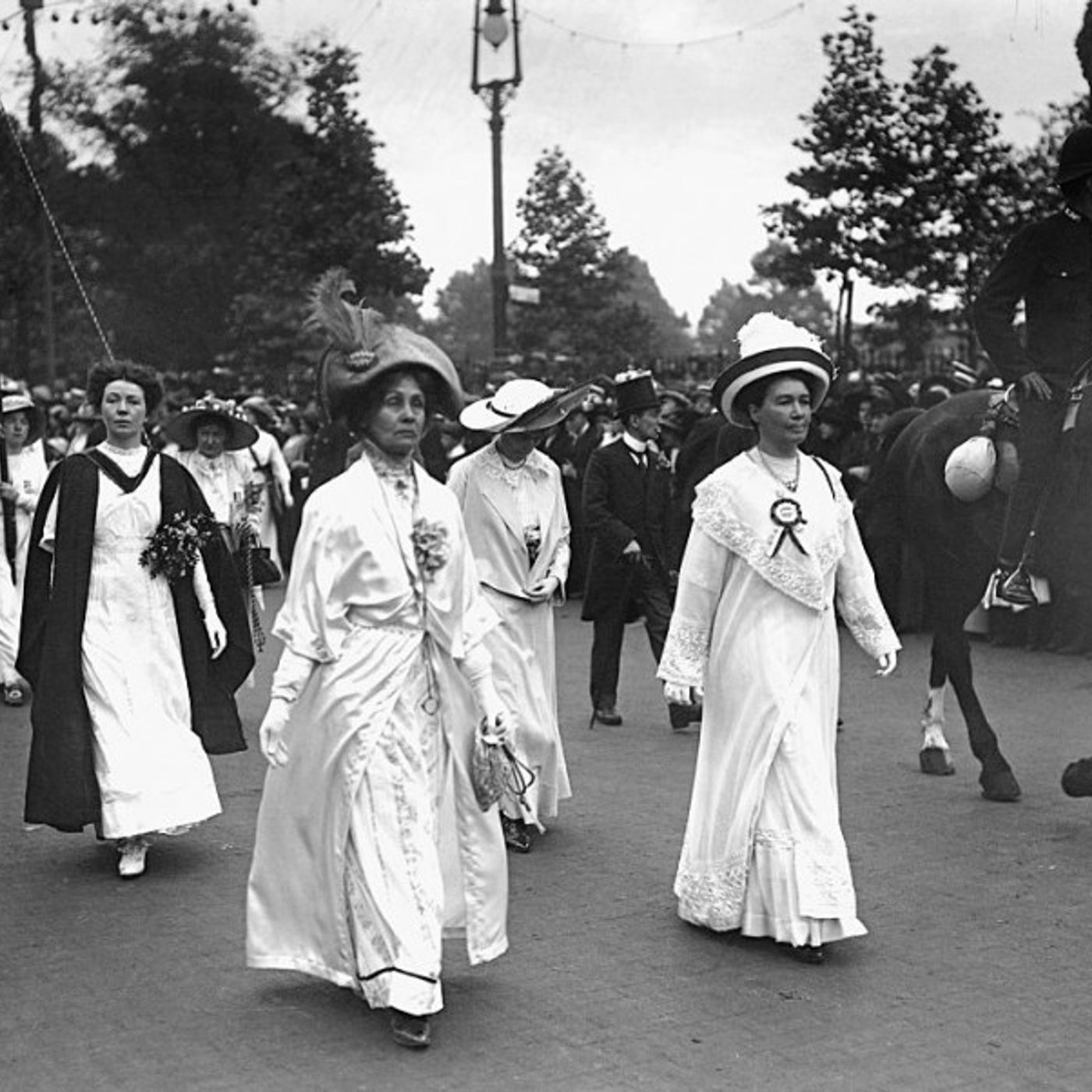 Emmeline Pankhurst e le suffragette: il Femminismo tra Ottocento e Novecento episode artwork