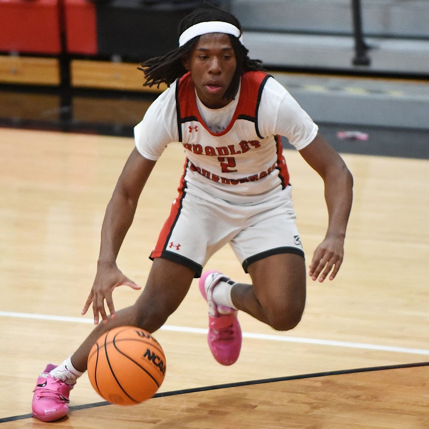 Bradley-Bourbonnais holds late lead before falling to Sandburg episode artwork