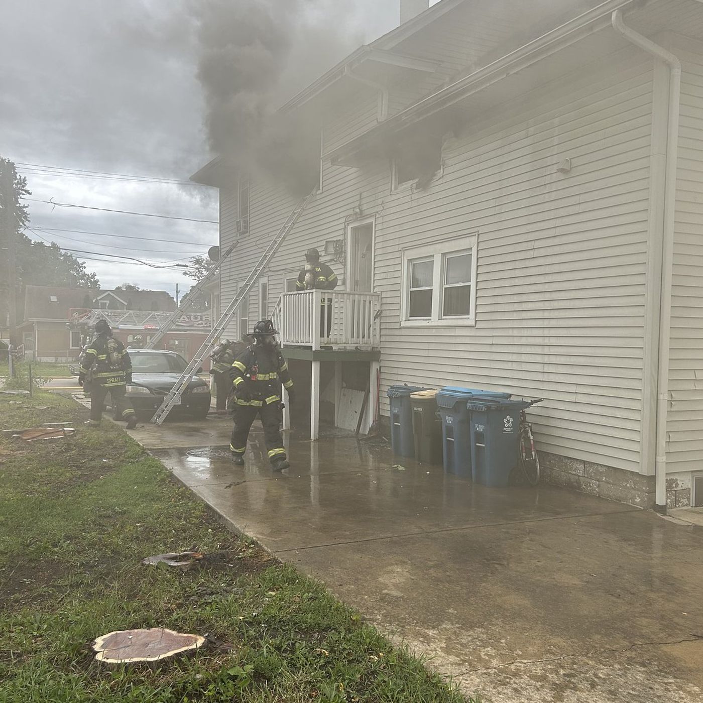 Apartment fire in Aurora leaves building uninhabitable episode artwork