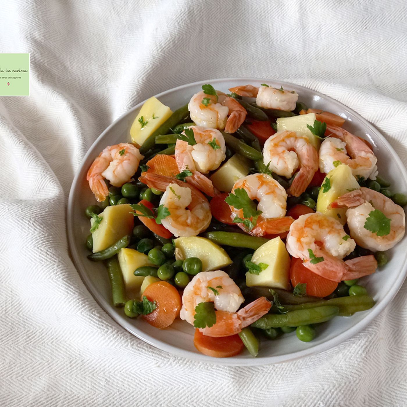 Insalata di mazzancolle e verdure miste episode artwork