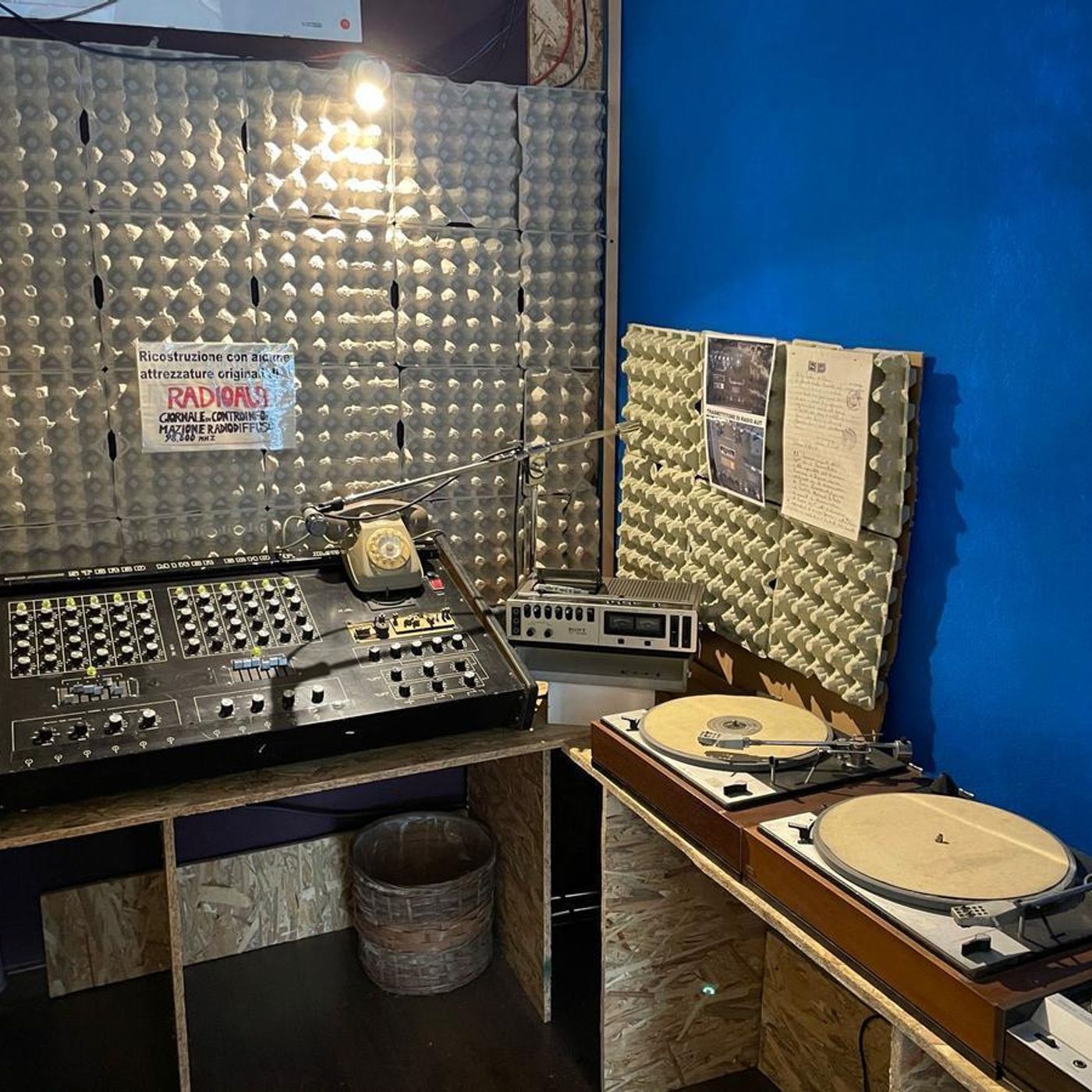 Radio aut episode artwork