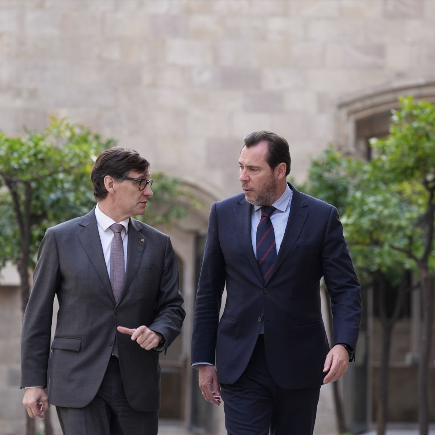 El día en 15 minutos: El Gobierno vuelve a regar de millones a Cataluña, doblando la inversión para Rodalies