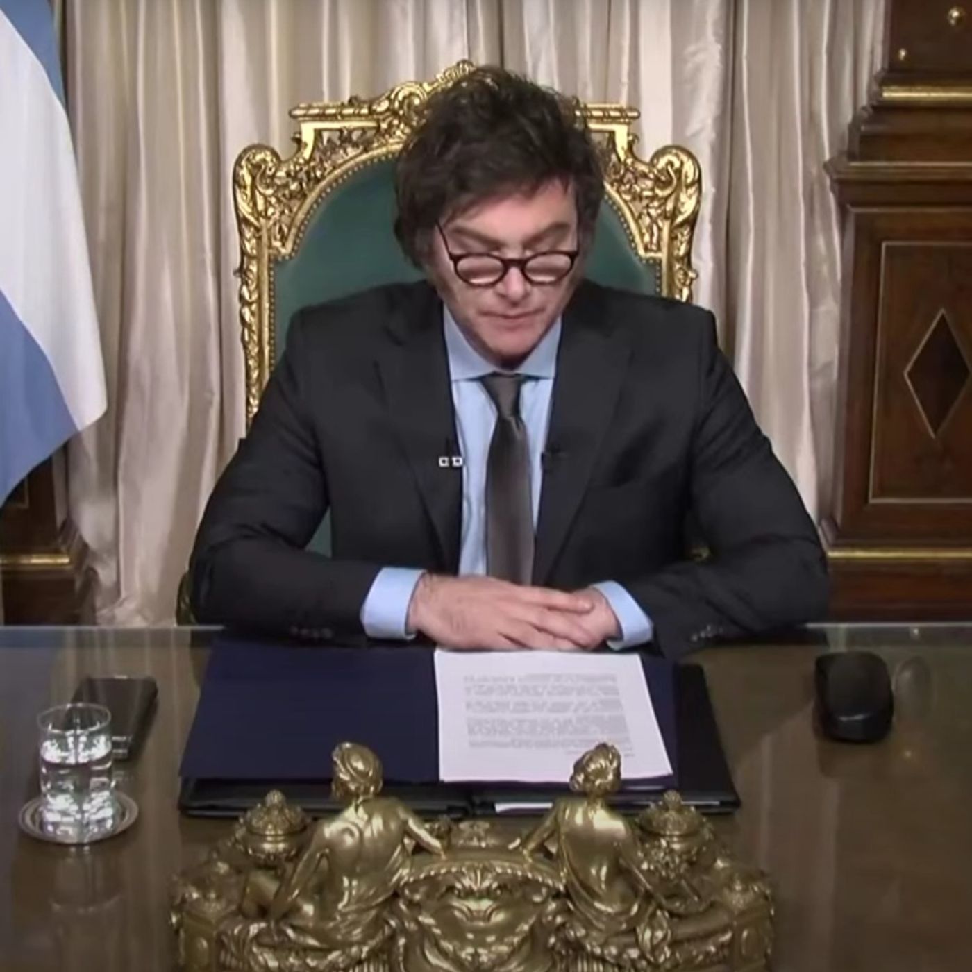 44 - Mensaje de fin de año del presidente Javier Milei episode artwork