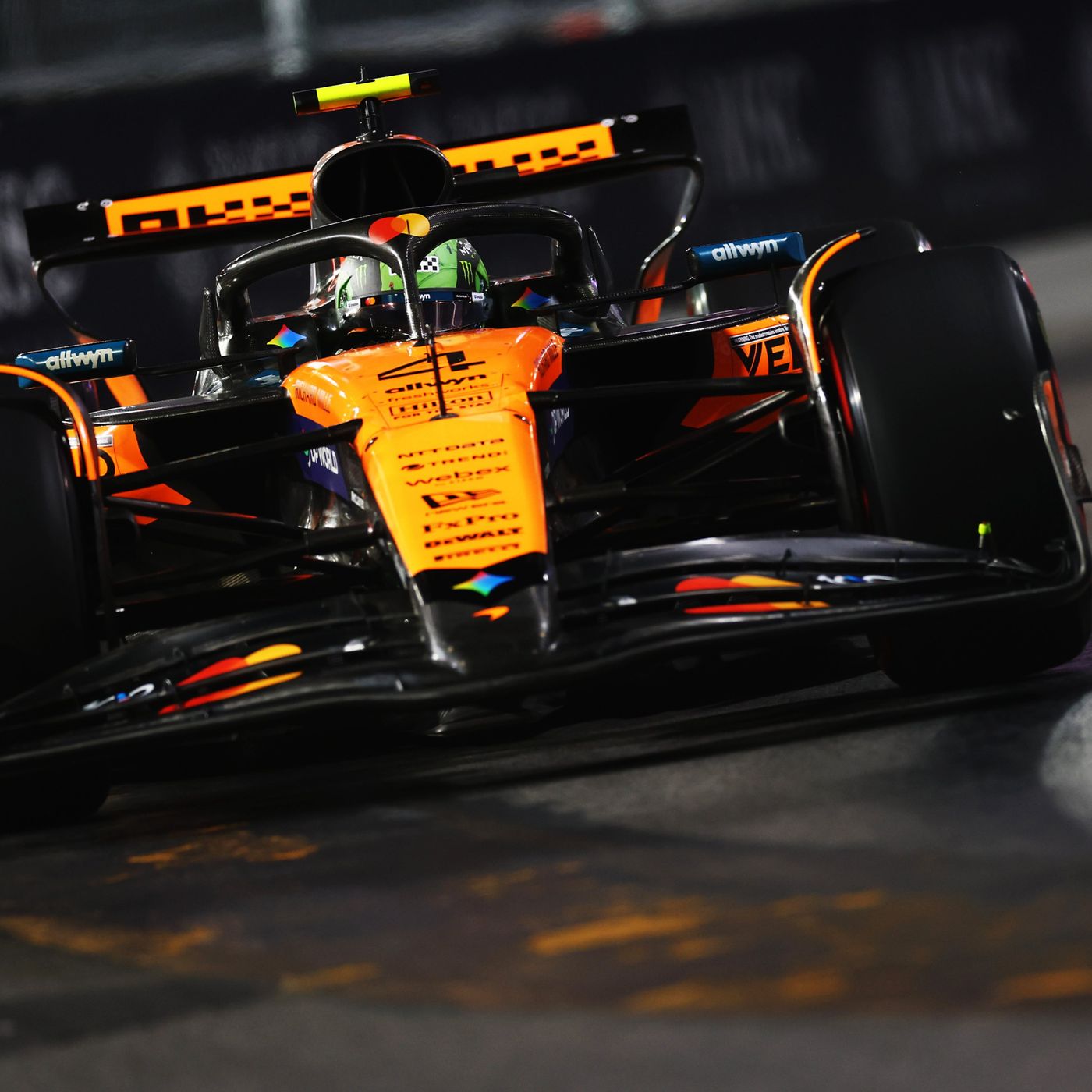 Treinos de Las Vegas: Ferrari reage, McLaren administra e Norris mira o título - 21/11/2025 episode artwork