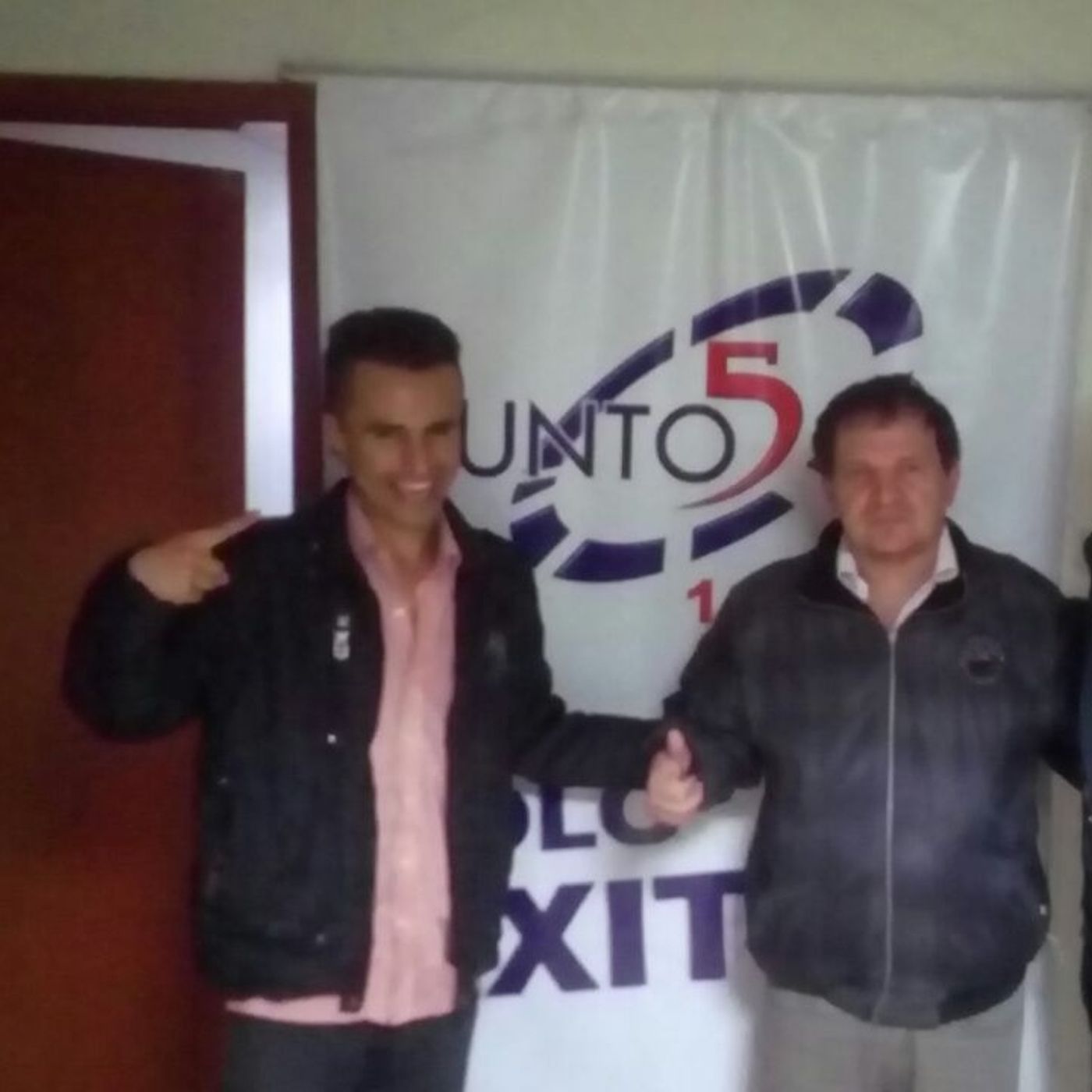 PROGRAMA @soycamilodeejay EMISORA PUNTO CINCO 1490 AM / Octubre 18/16: 30 episode artwork