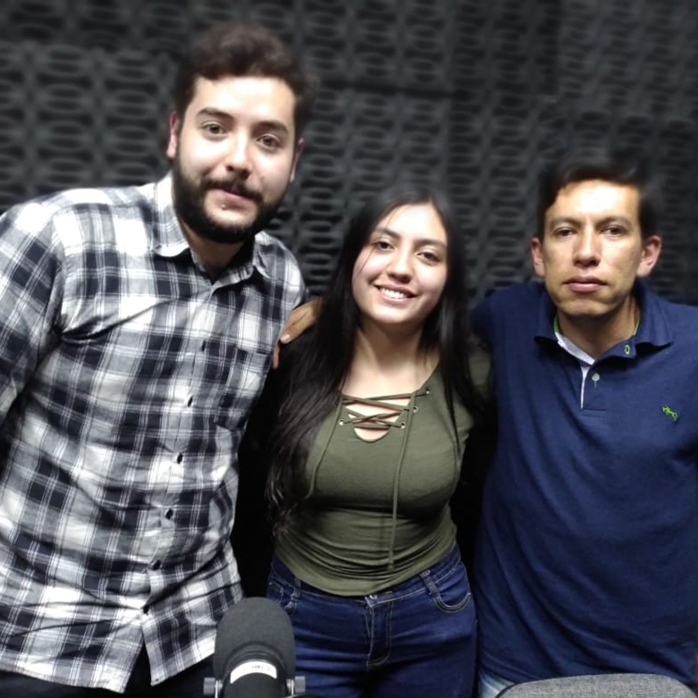 TRIBUNA UR