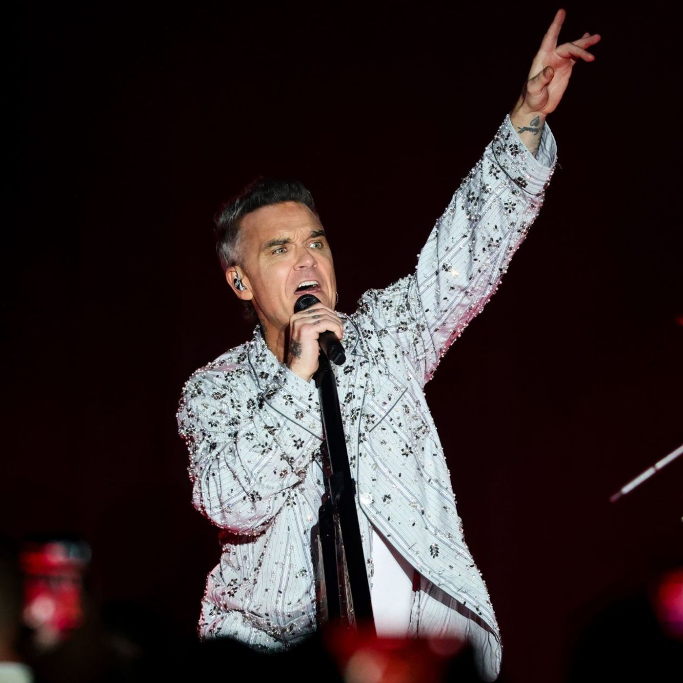Robbie Williams shares new version of Official Fifa Anthem ‘Desire’ featuring Nicole Scherzinger and Laura Pausini ahead of World Cup final