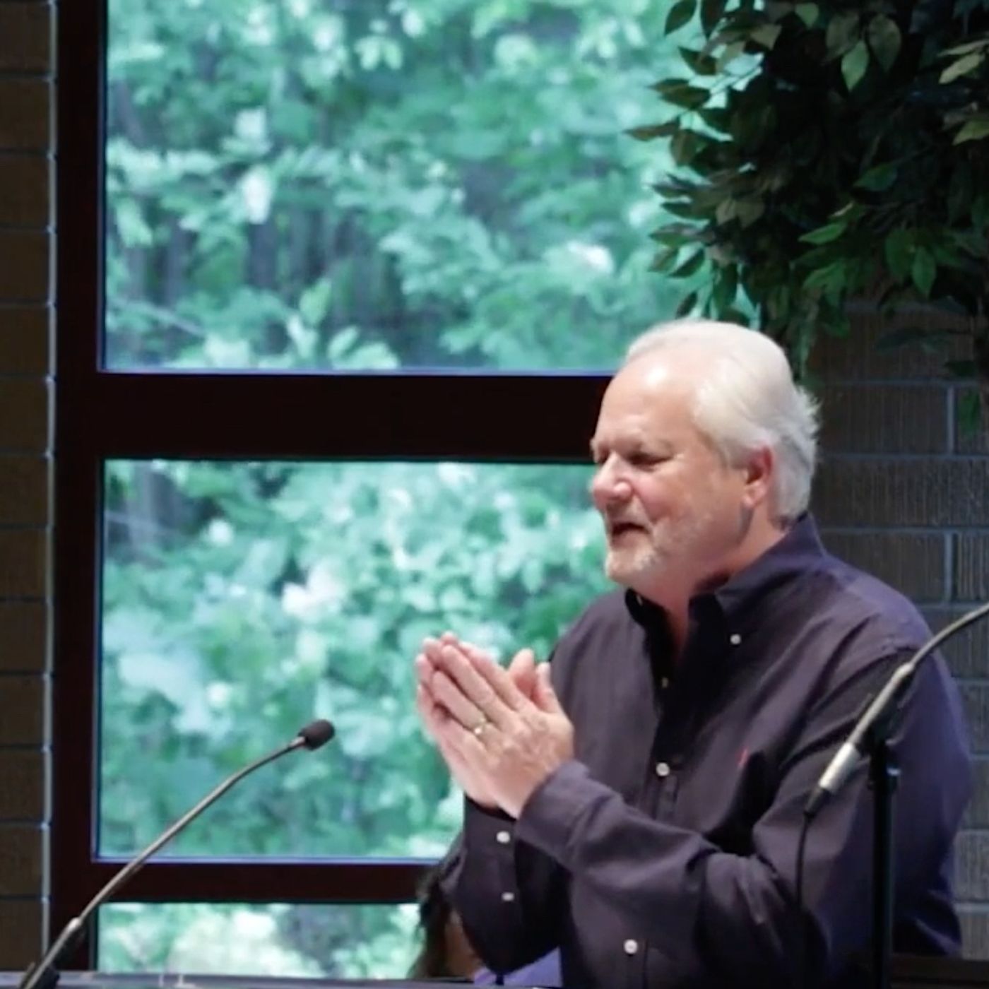Pastor Lonnie