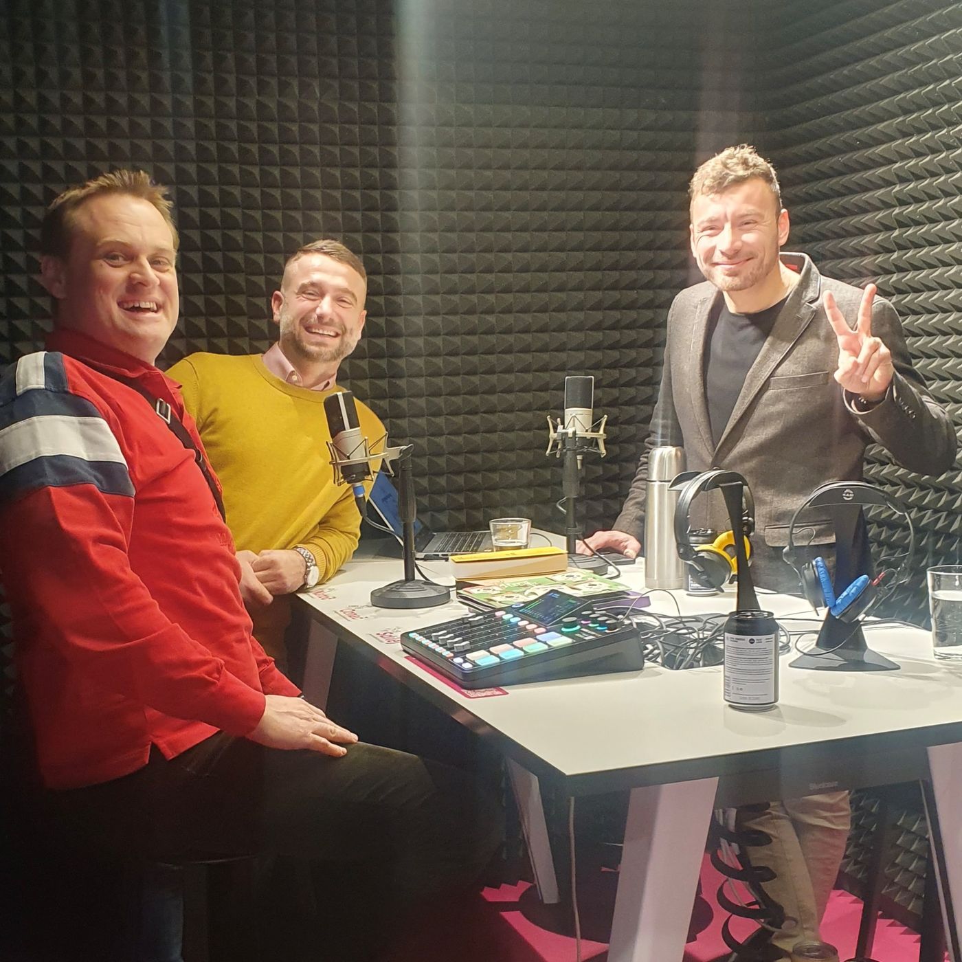 #11 Sober Heroes: první host, organizátor Suchýho února, Petr Freimann episode artwork
