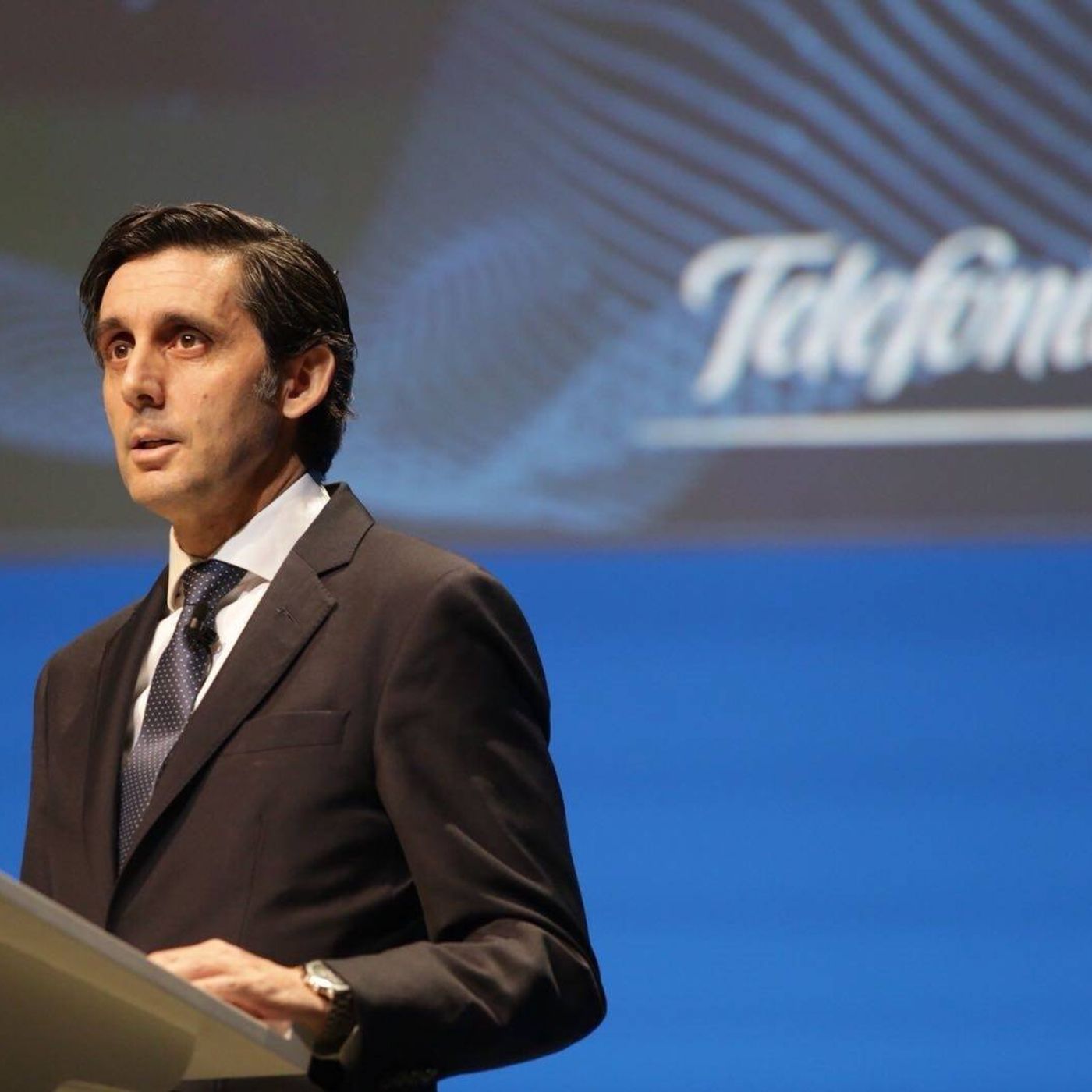 Resumen de prensa: El asalto de Sánchez al Ibex-35 con nocturnidad y alevosía