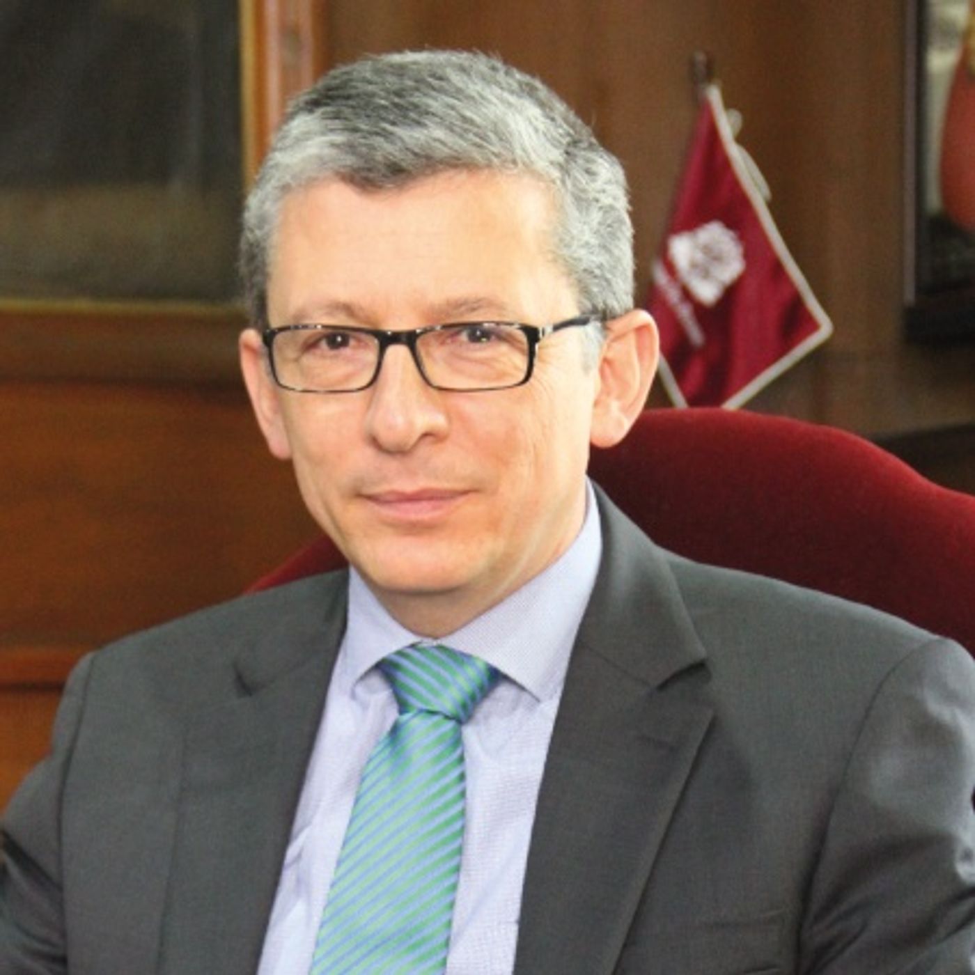 José Alejandro Cheyne se posesionó como rector en la Universidad del Rosario episode artwork